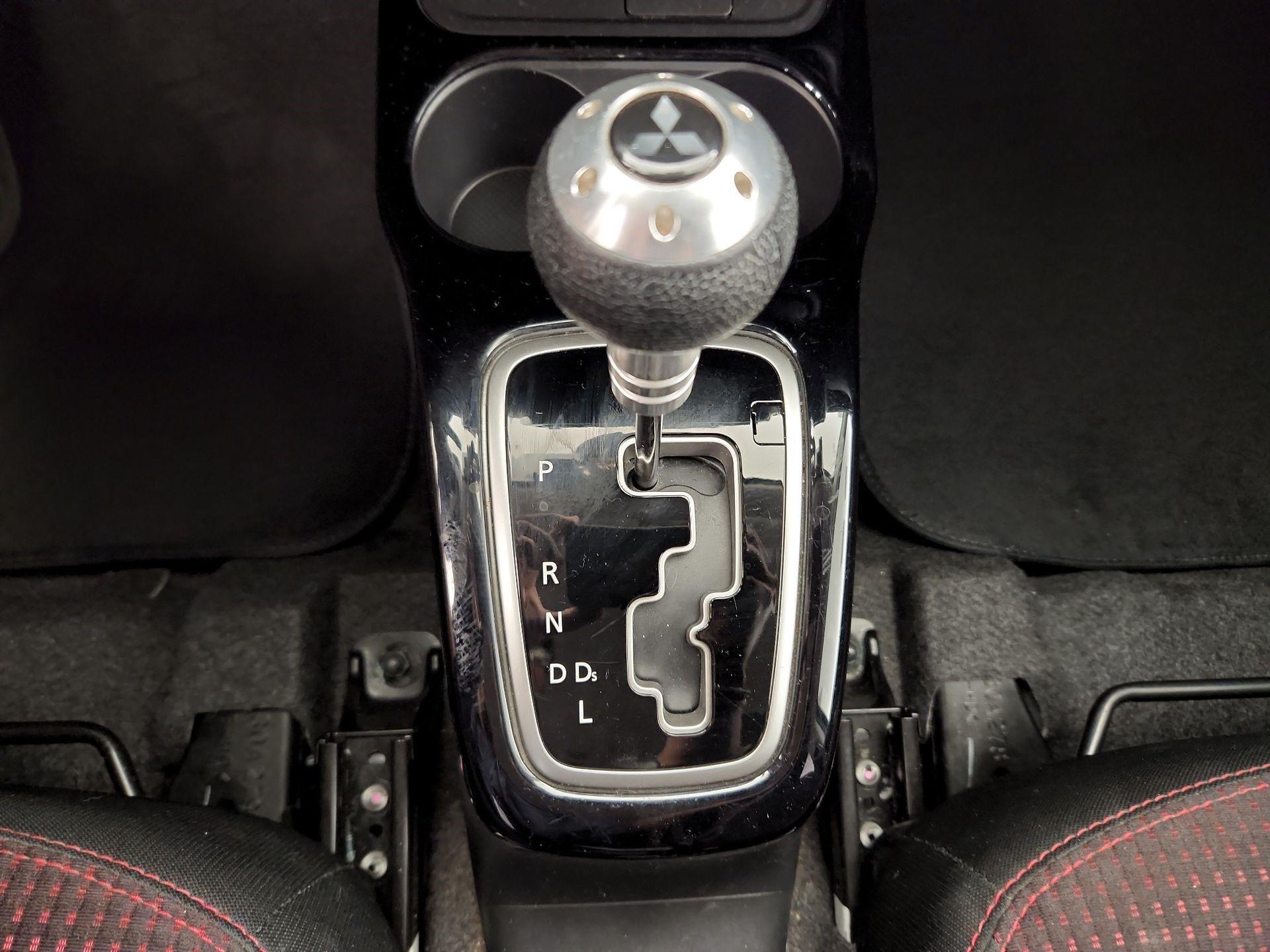Thumbnail: 2023 Mitsubishi Mirage G4 - 17