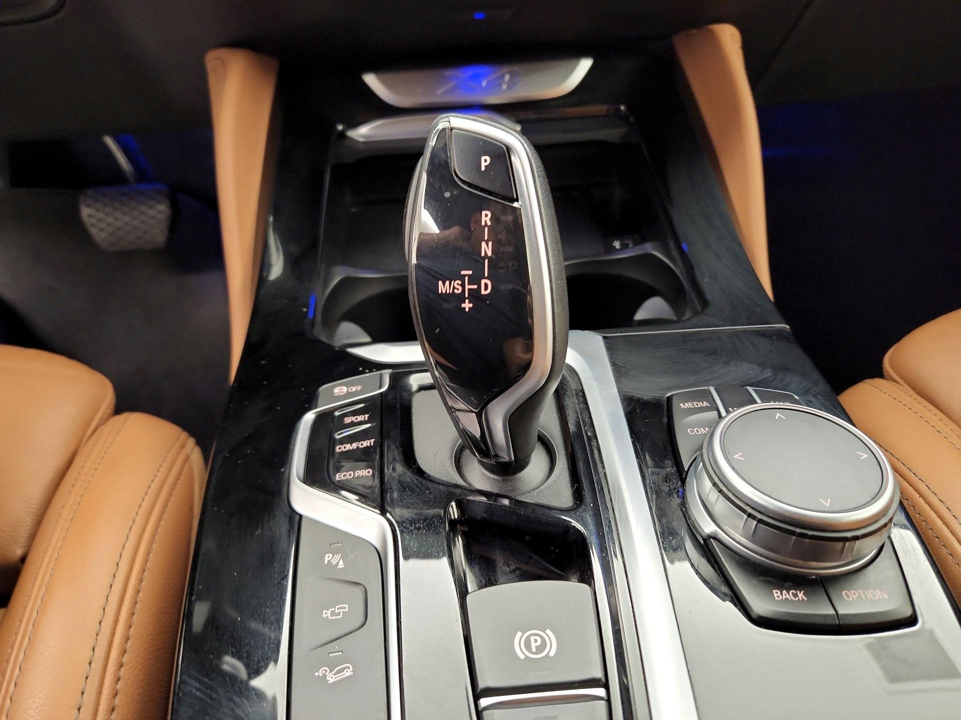Thumbnail: 2021 BMW X4 - 18