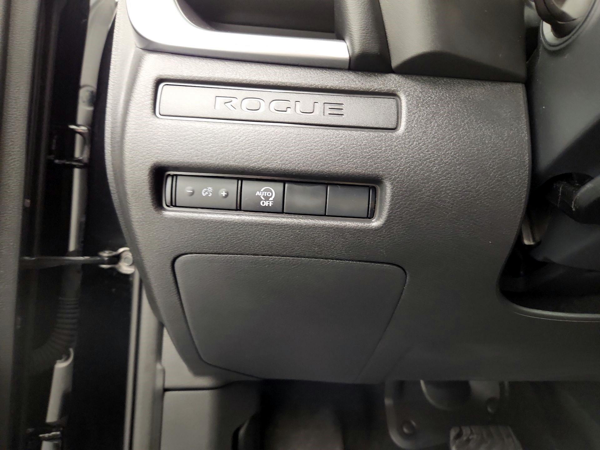 Thumbnail: 2023 Nissan Rogue - 13