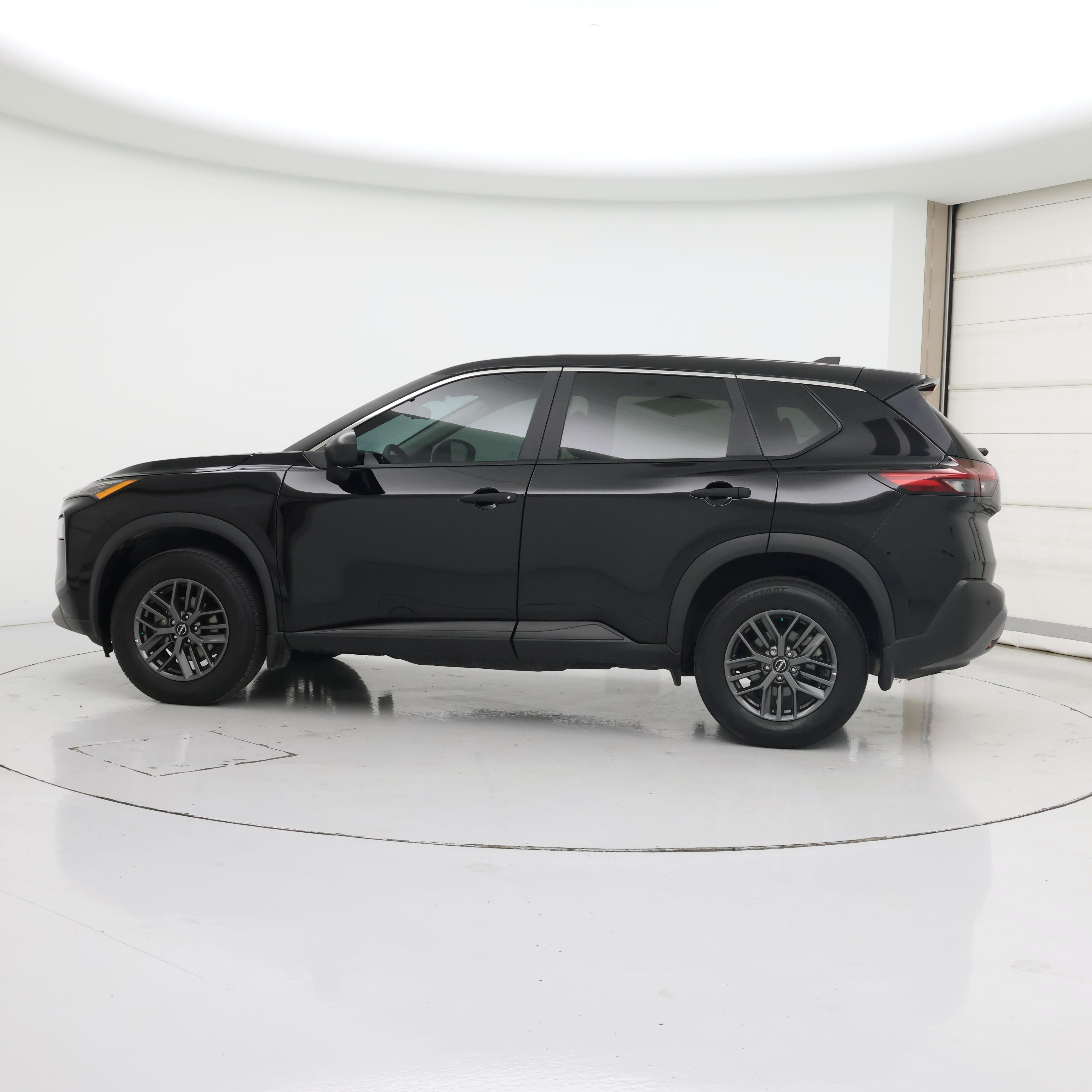 Thumbnail: 2023 Nissan Rogue - 3