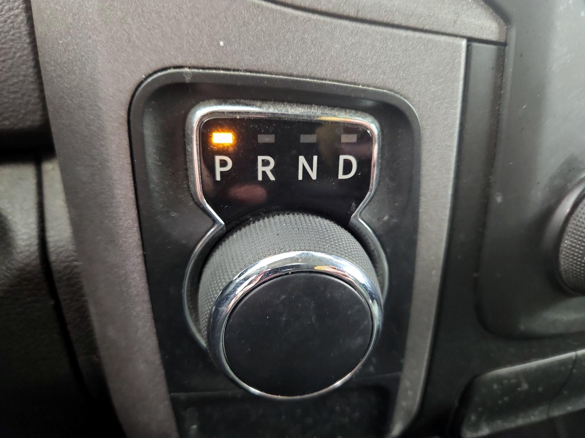 Thumbnail: 2020 RAM 1500 Classic - 17