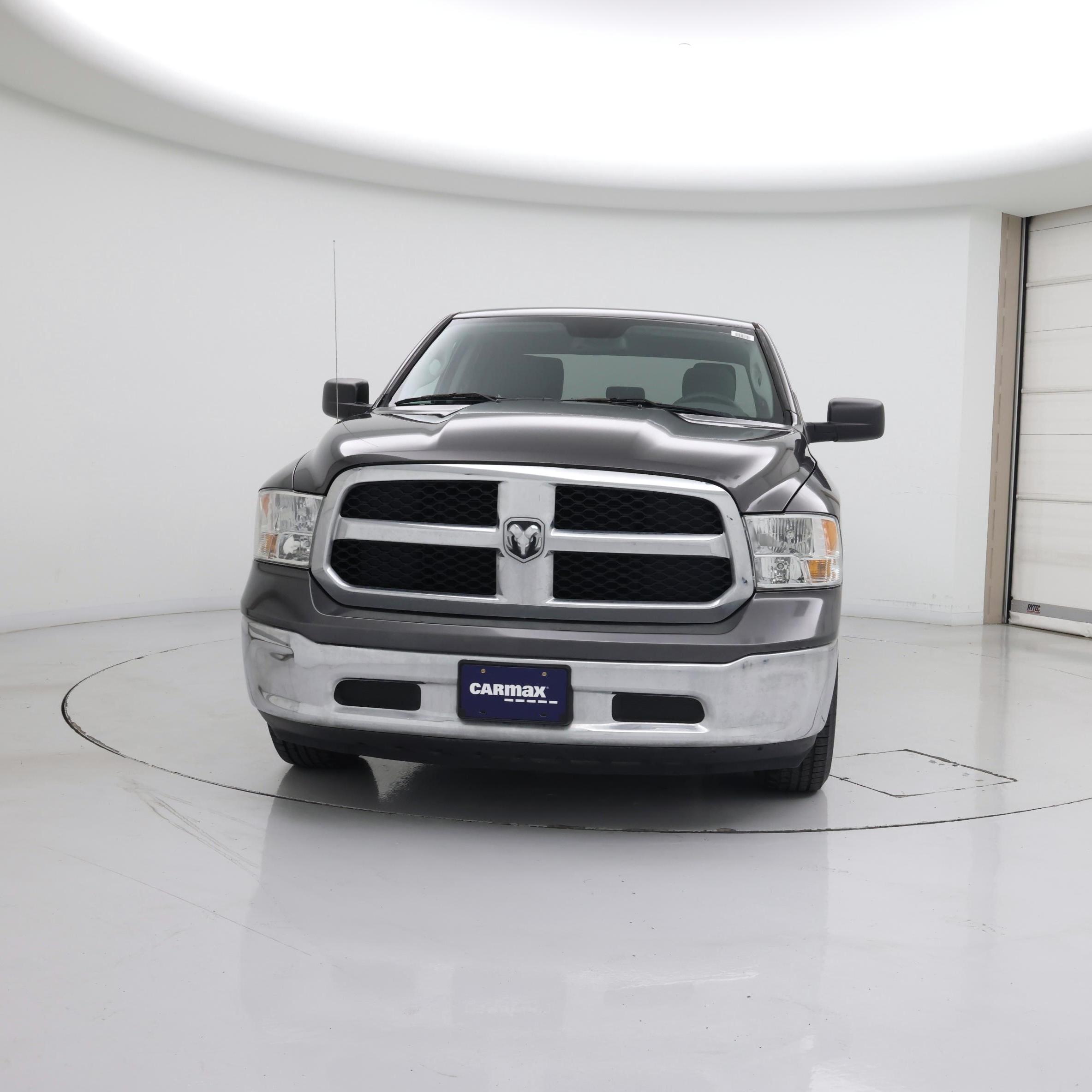 Thumbnail: 2020 RAM 1500 Classic - 5