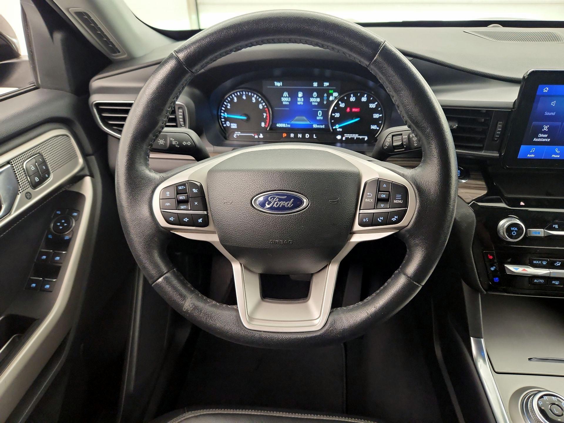 Thumbnail: 2023 Ford Explorer - 10