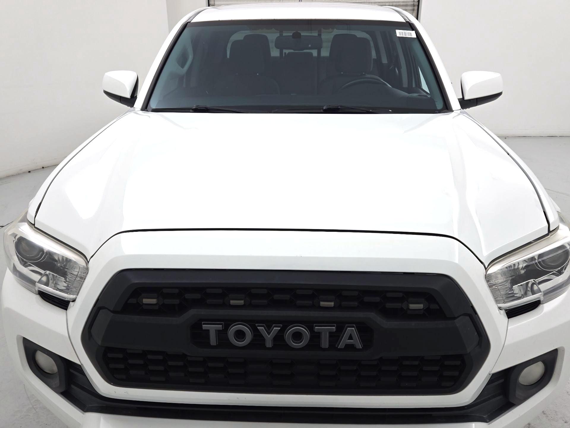 Thumbnail: 2017 Toyota Tacoma - 2