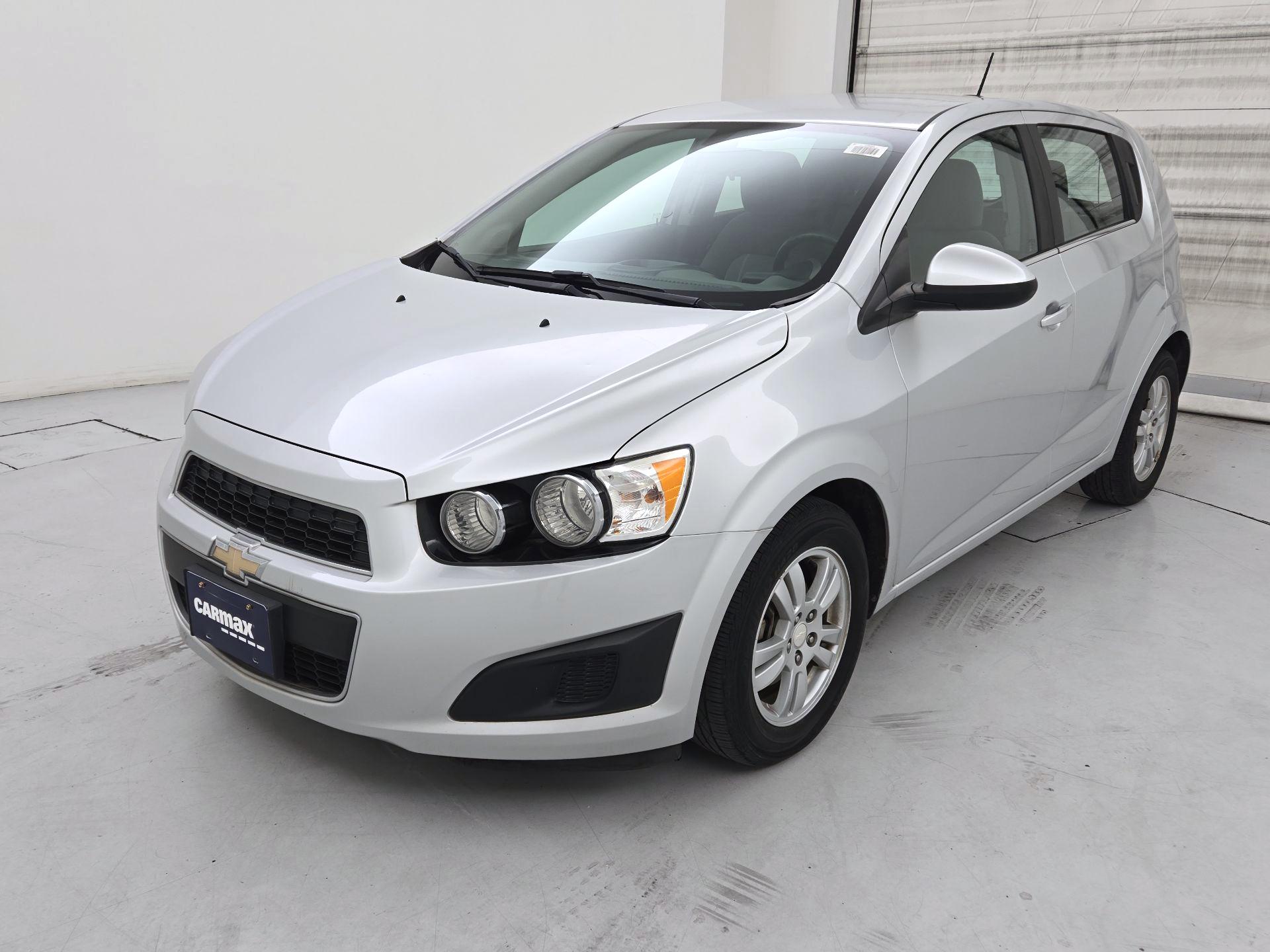 Thumbnail: 2015 Chevrolet Sonic - 3