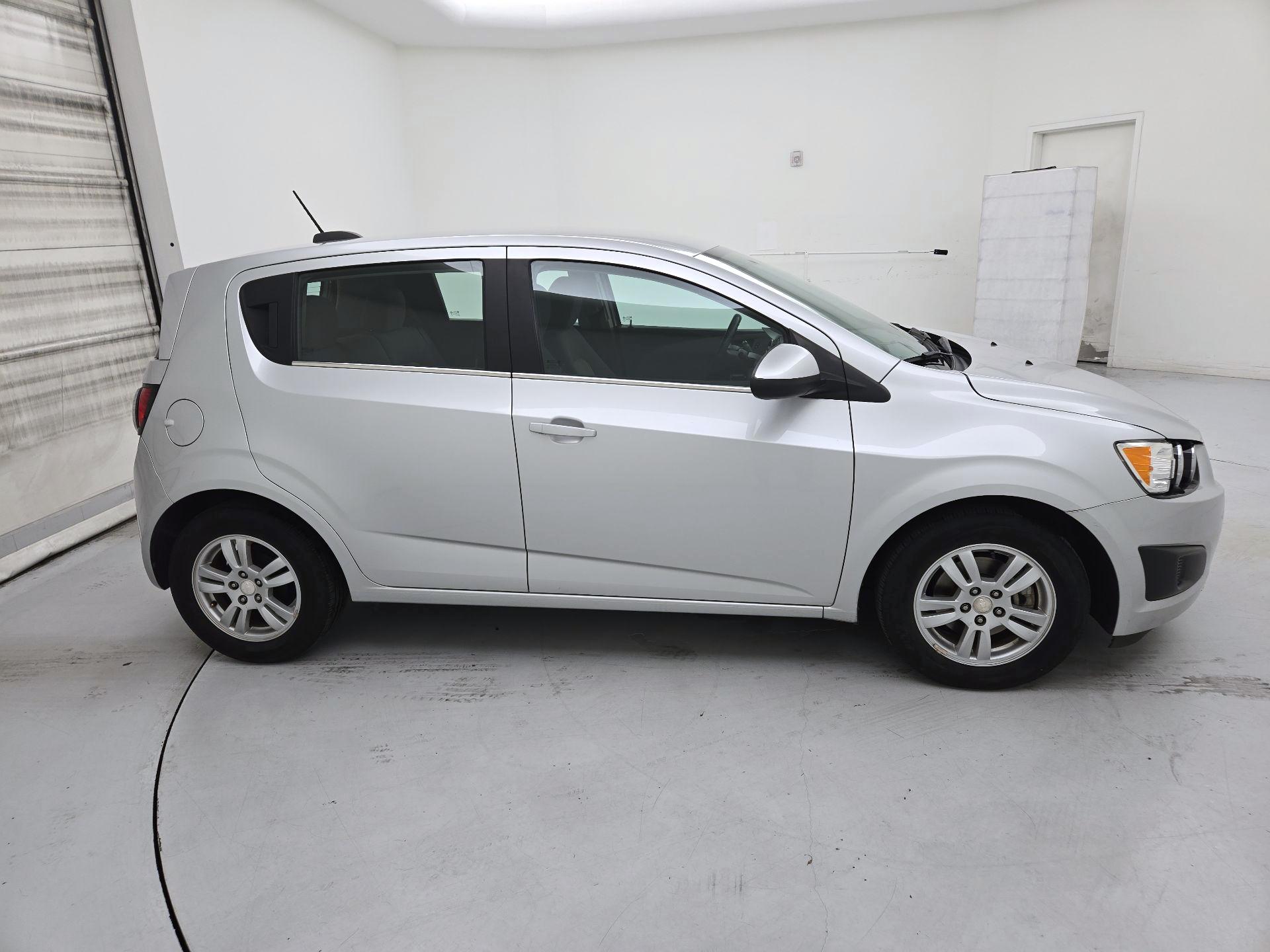 Thumbnail: 2015 Chevrolet Sonic - 4