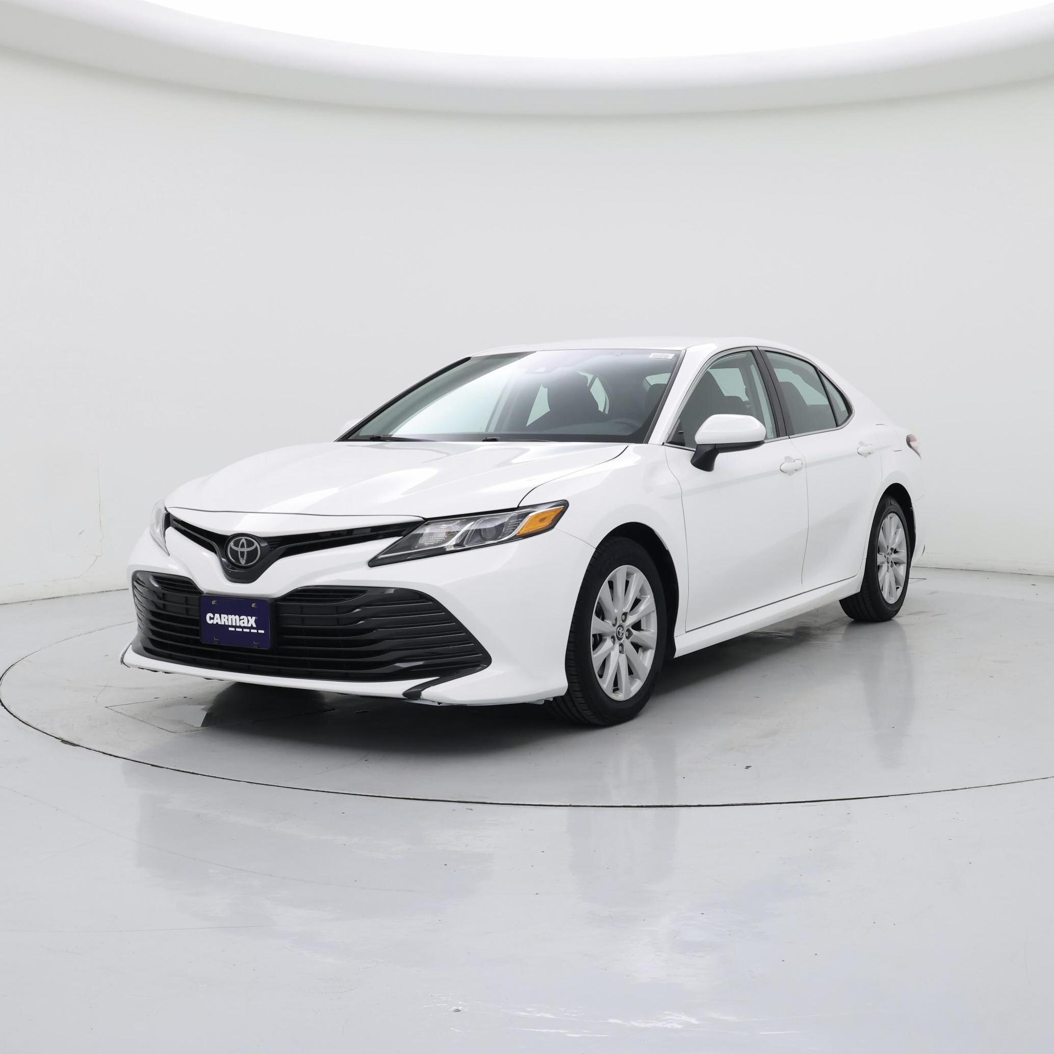 Thumbnail: 2020 Toyota Camry - 4