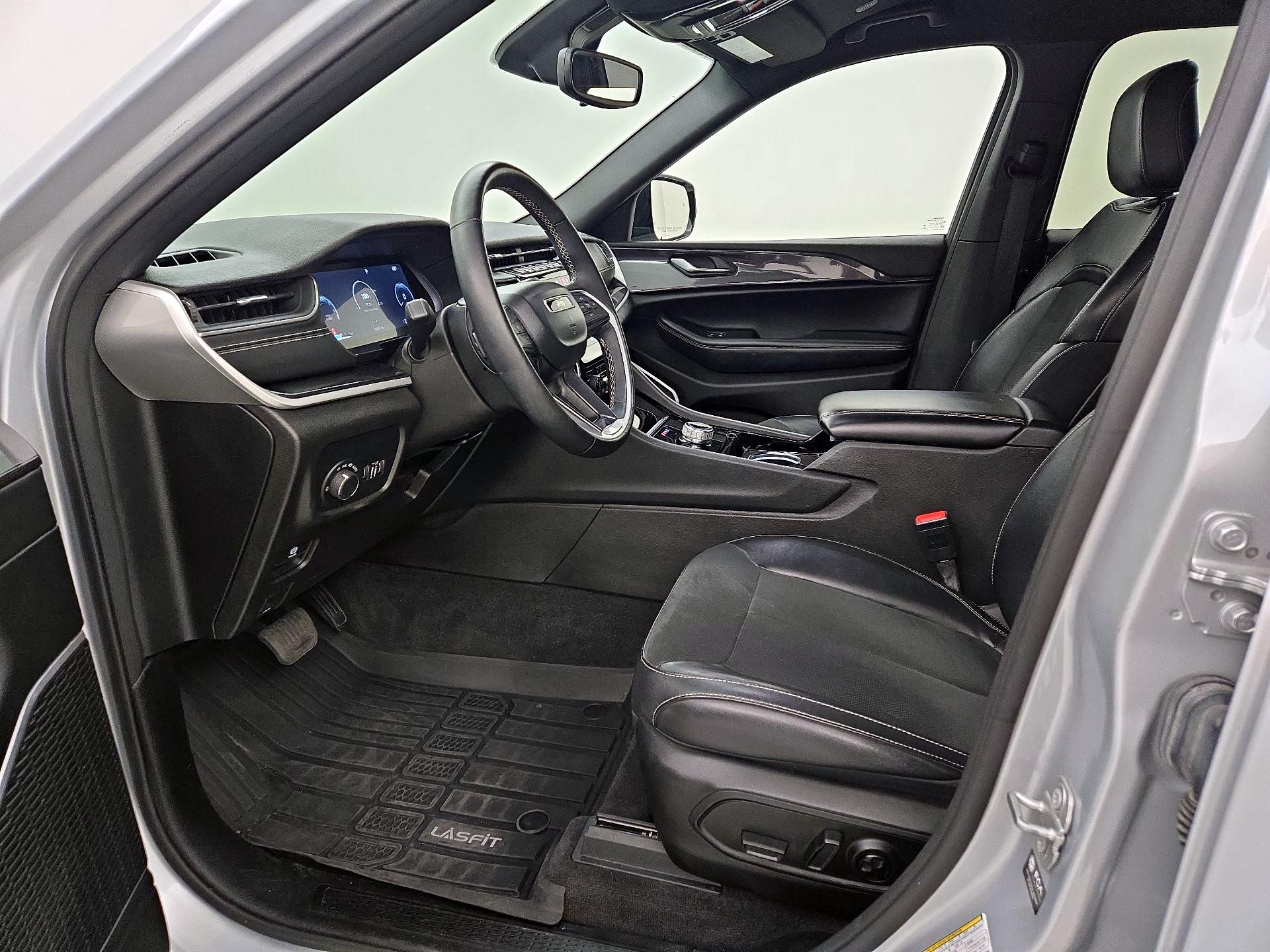 Thumbnail: 2021 Jeep Grand Cherokee L - 11