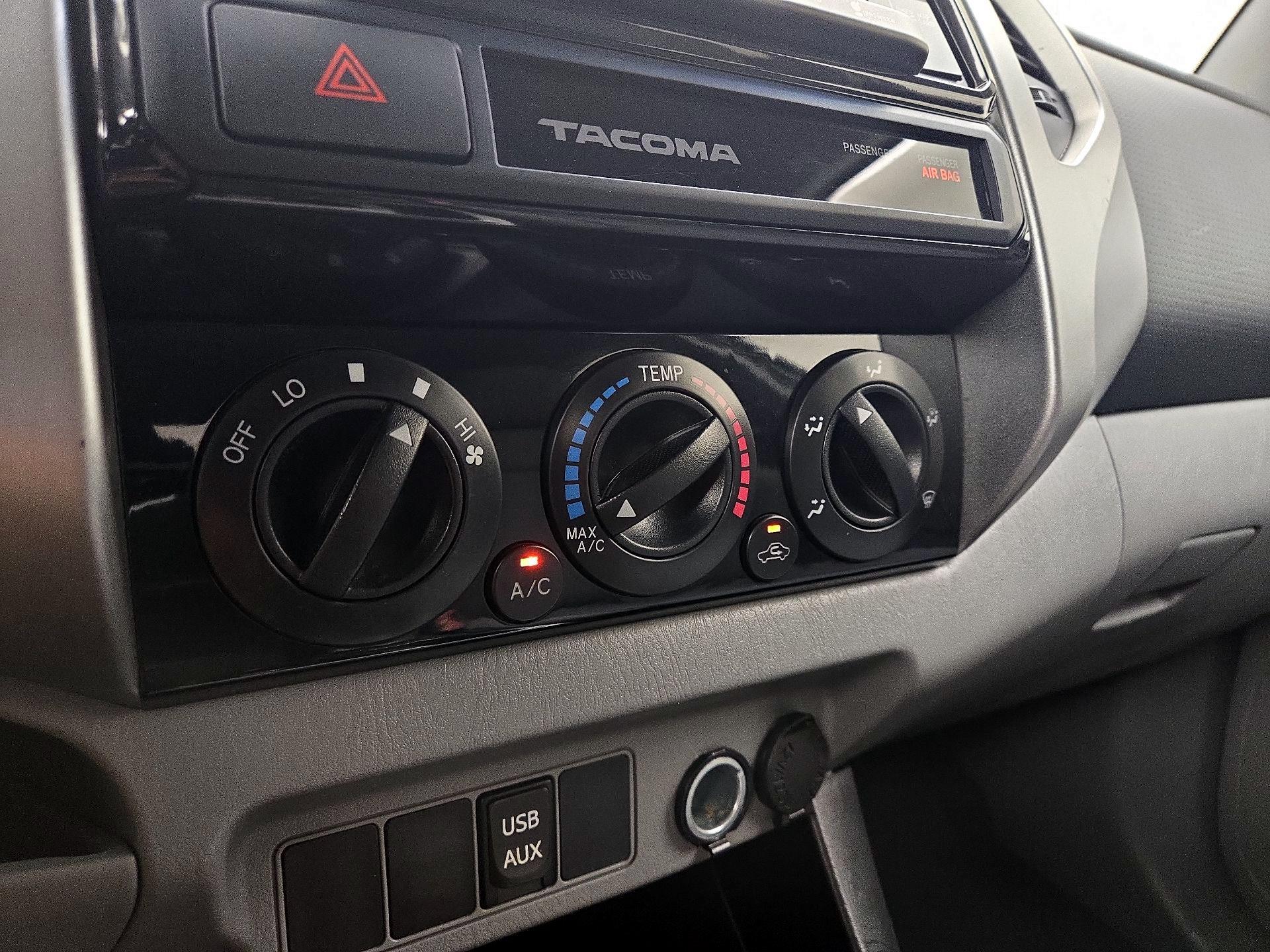 Thumbnail: 2015 Toyota Tacoma - 16