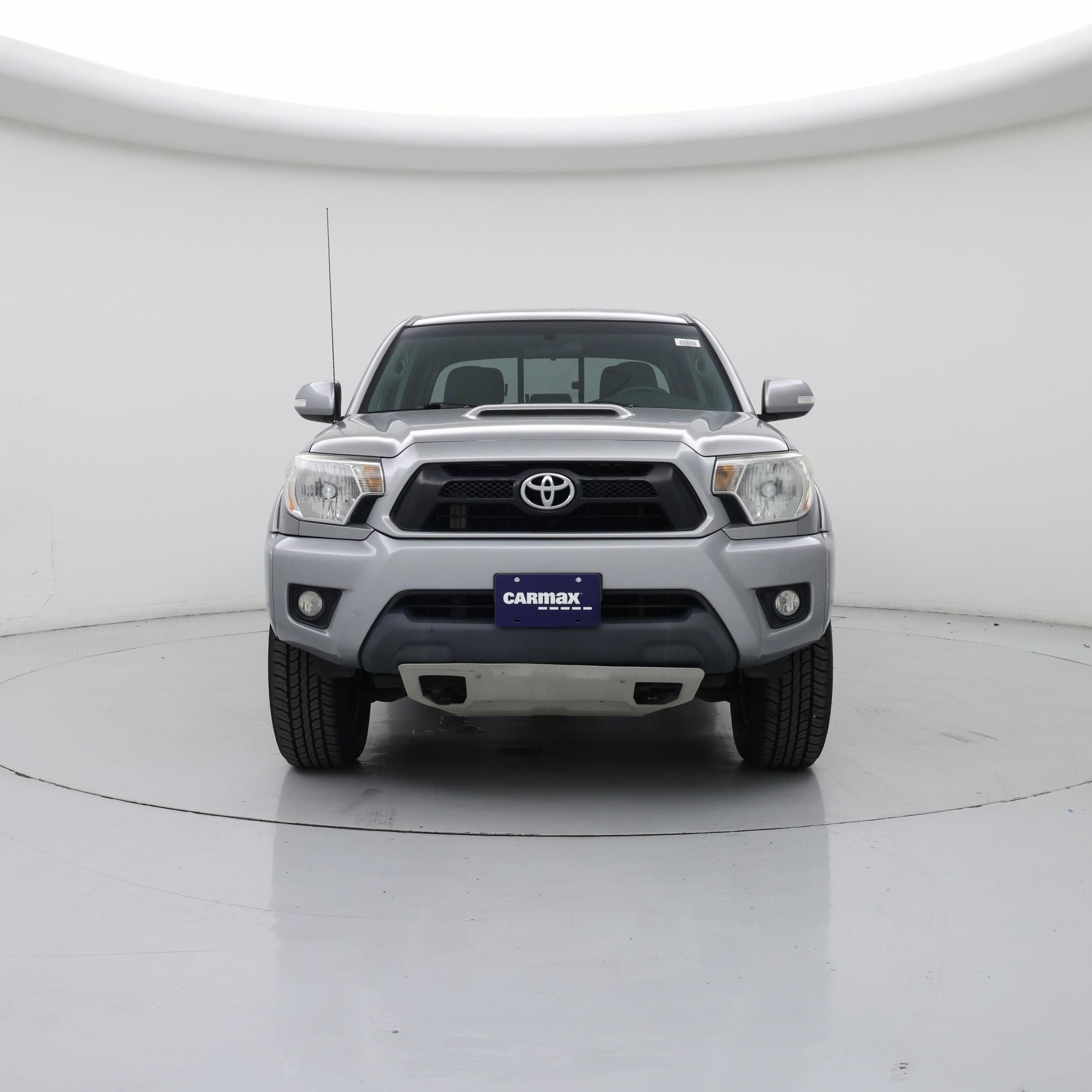 Thumbnail: 2015 Toyota Tacoma - 5