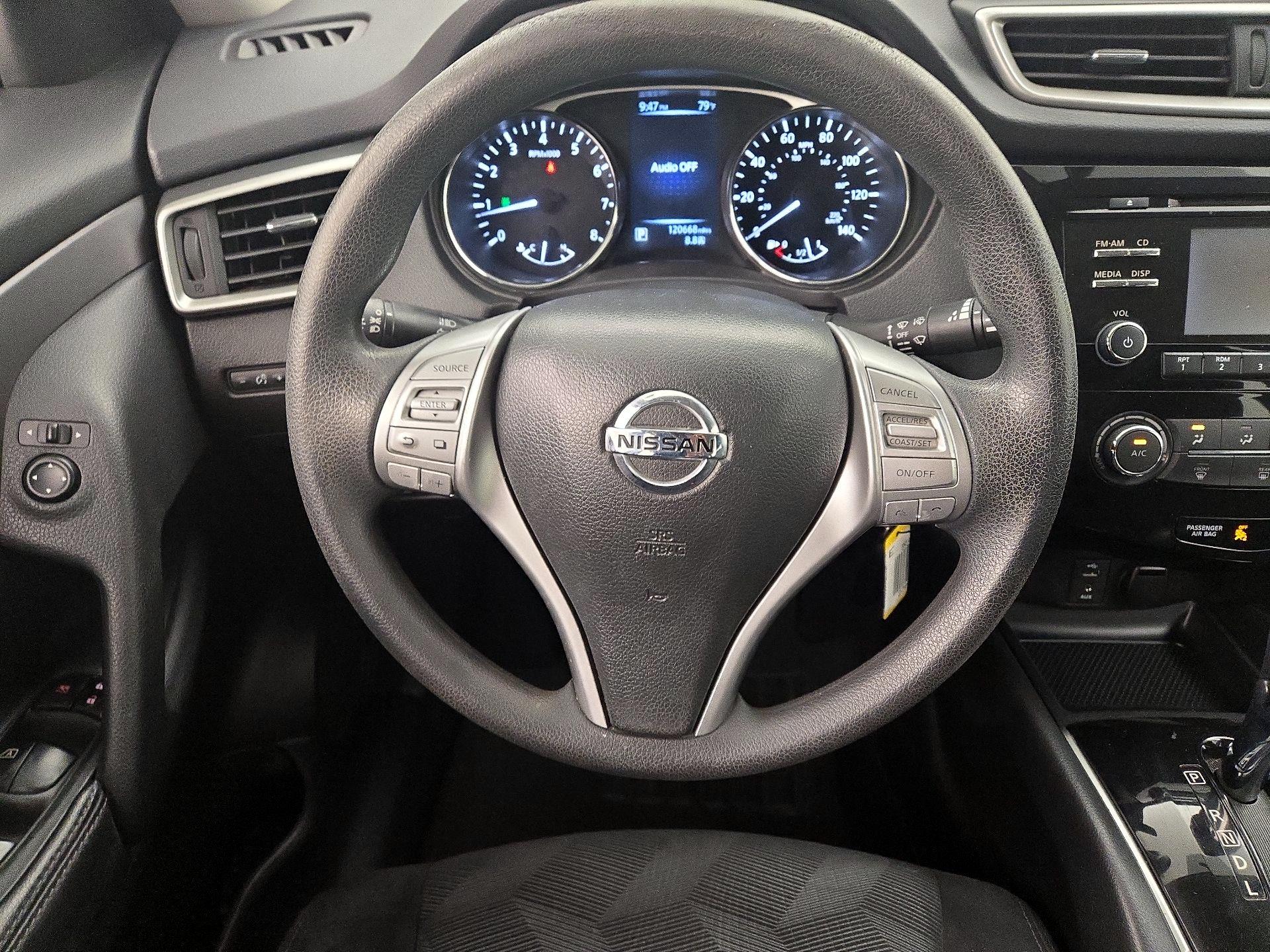 Thumbnail: 2014 Nissan Rogue - 10