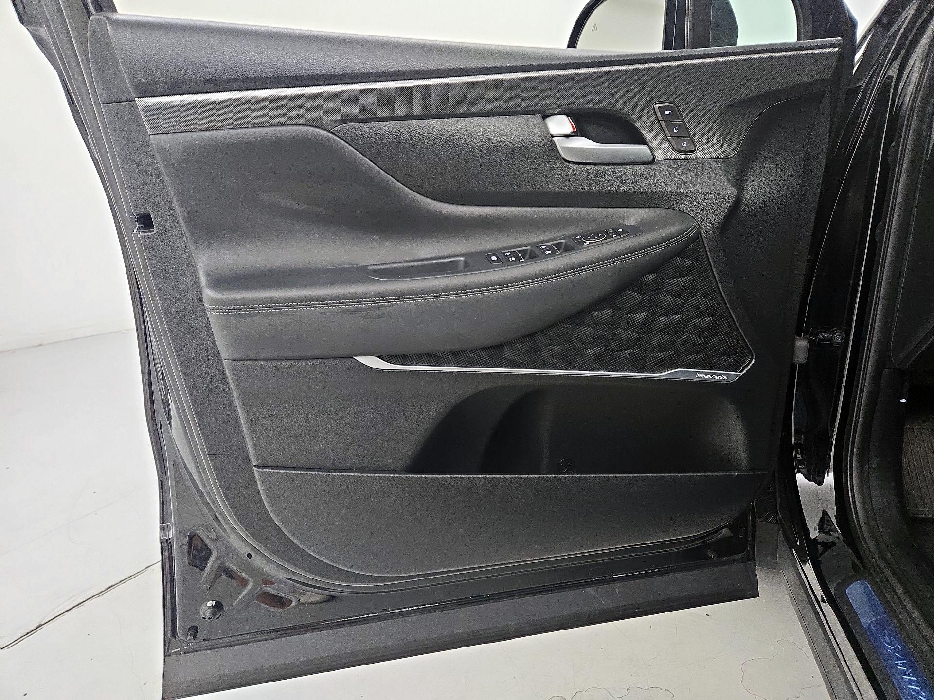 Thumbnail: 2021 Hyundai Santa Fe - 12