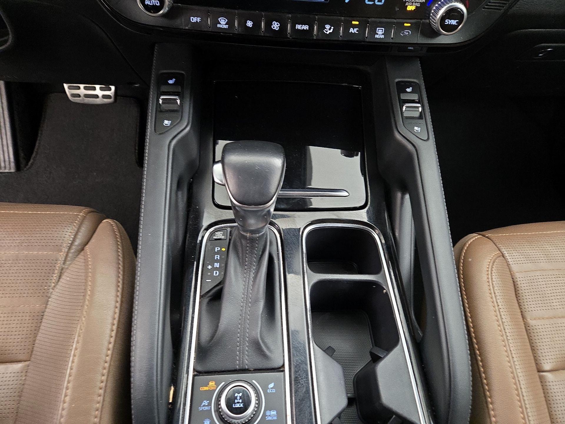 Thumbnail: 2020 Kia Telluride - 18