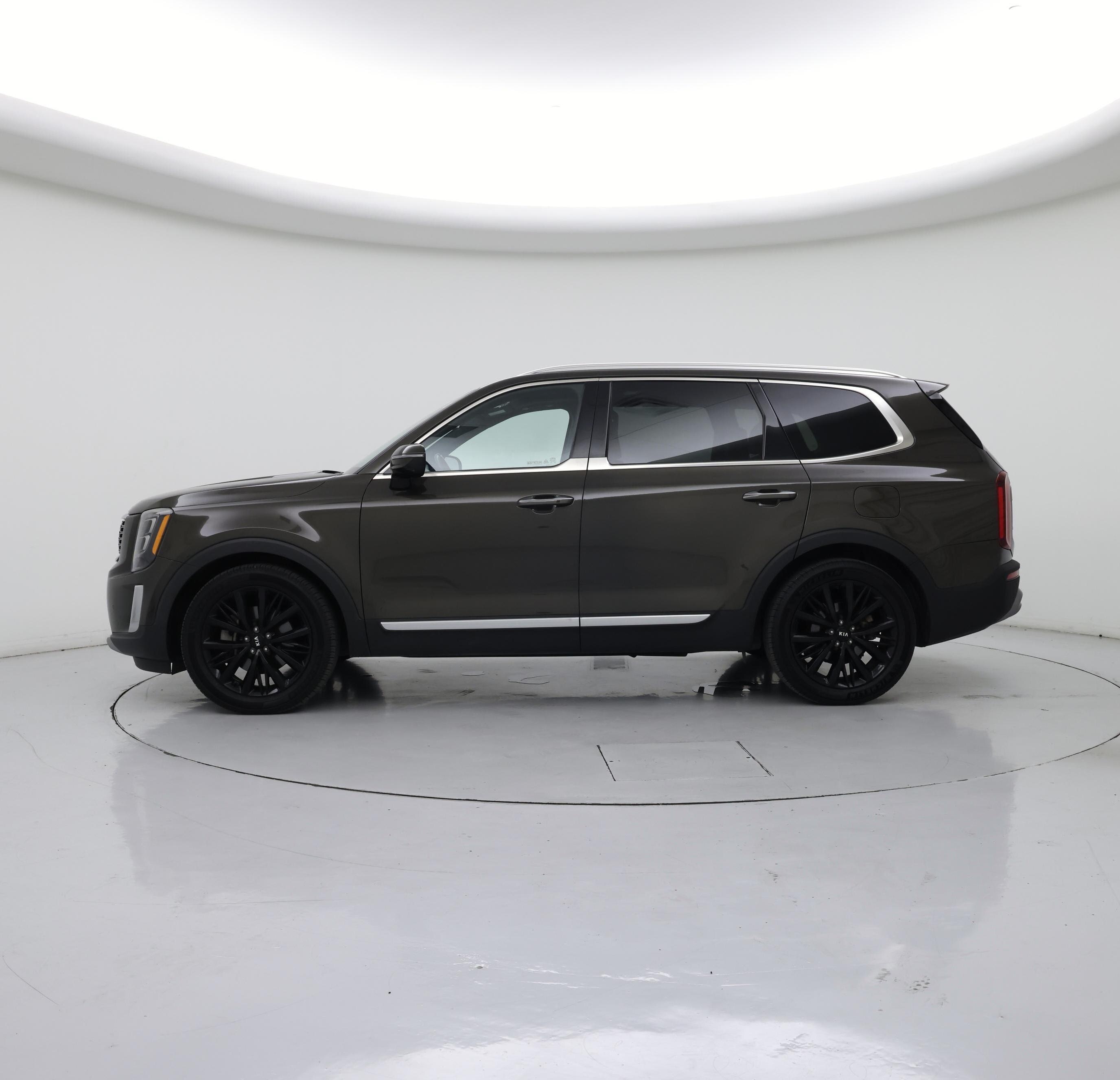 Thumbnail: 2020 Kia Telluride - 3