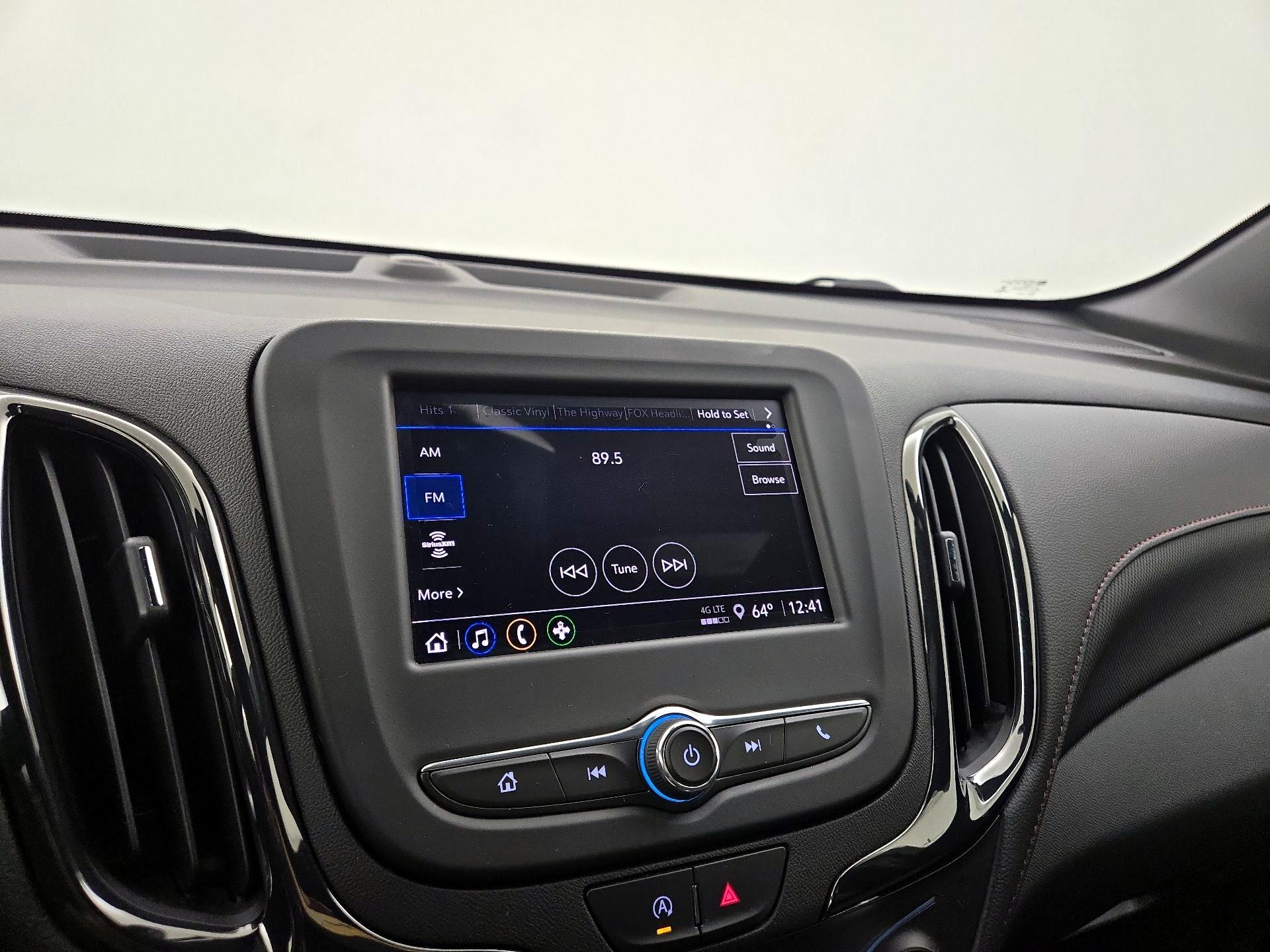 Thumbnail: 2022 Chevrolet Equinox - 15