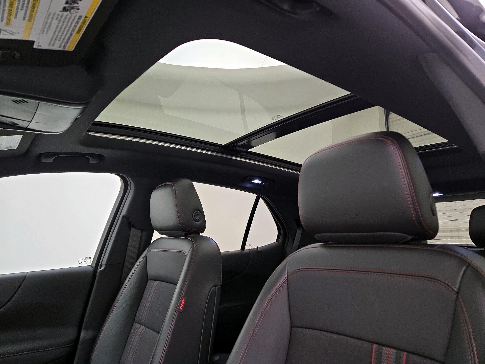 Thumbnail: 2022 Chevrolet Equinox - 19