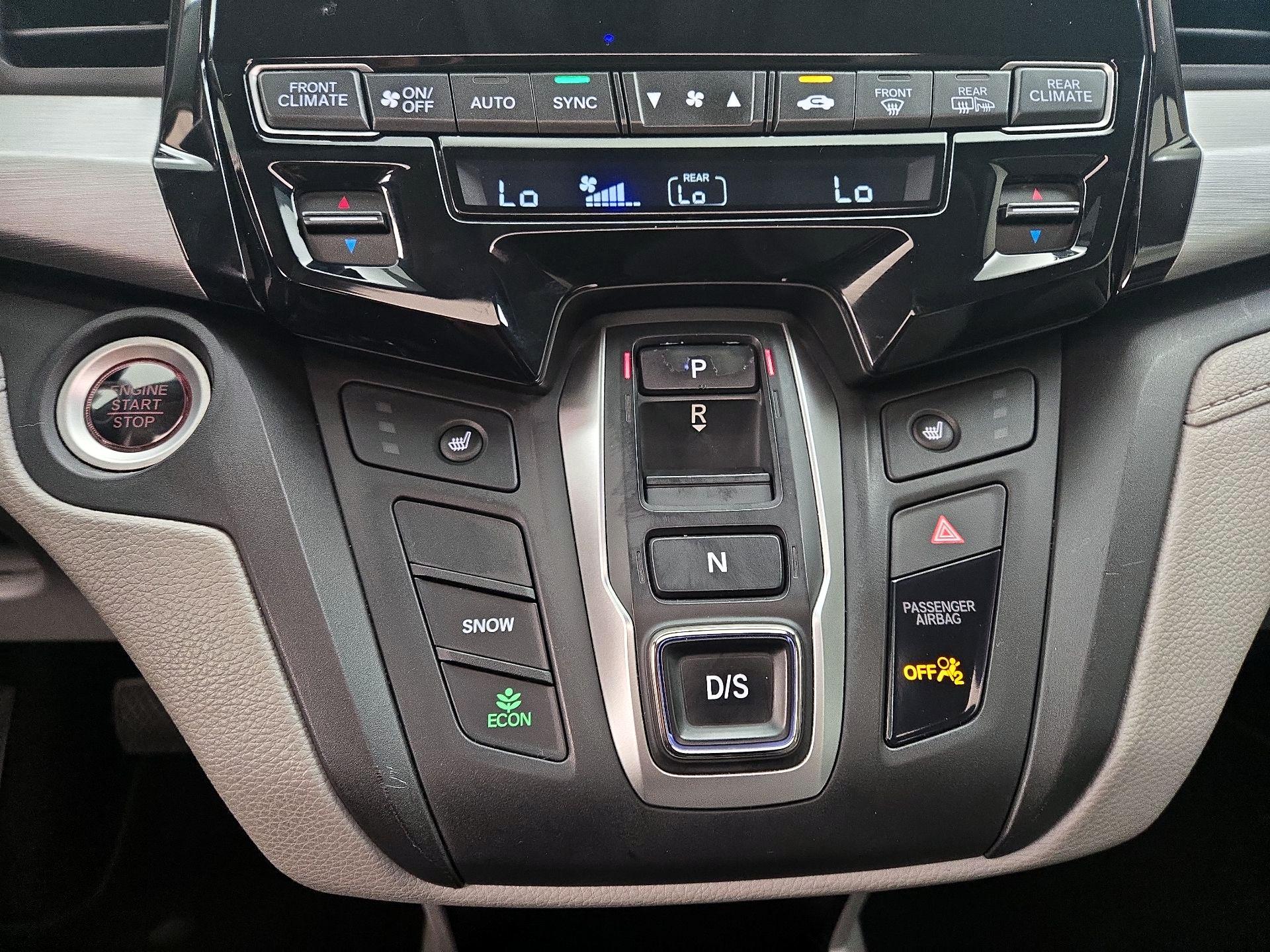 Thumbnail: 2019 Honda Odyssey - 17