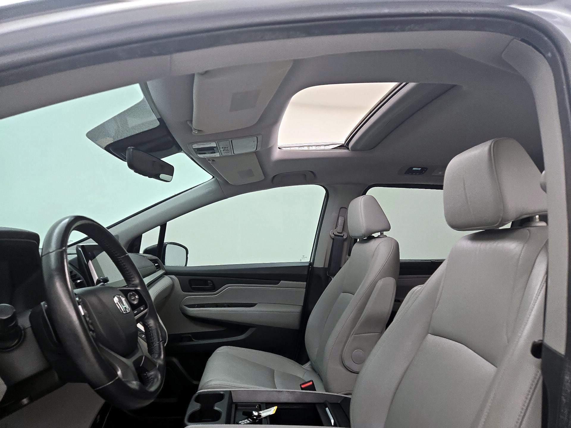 Thumbnail: 2019 Honda Odyssey - 19