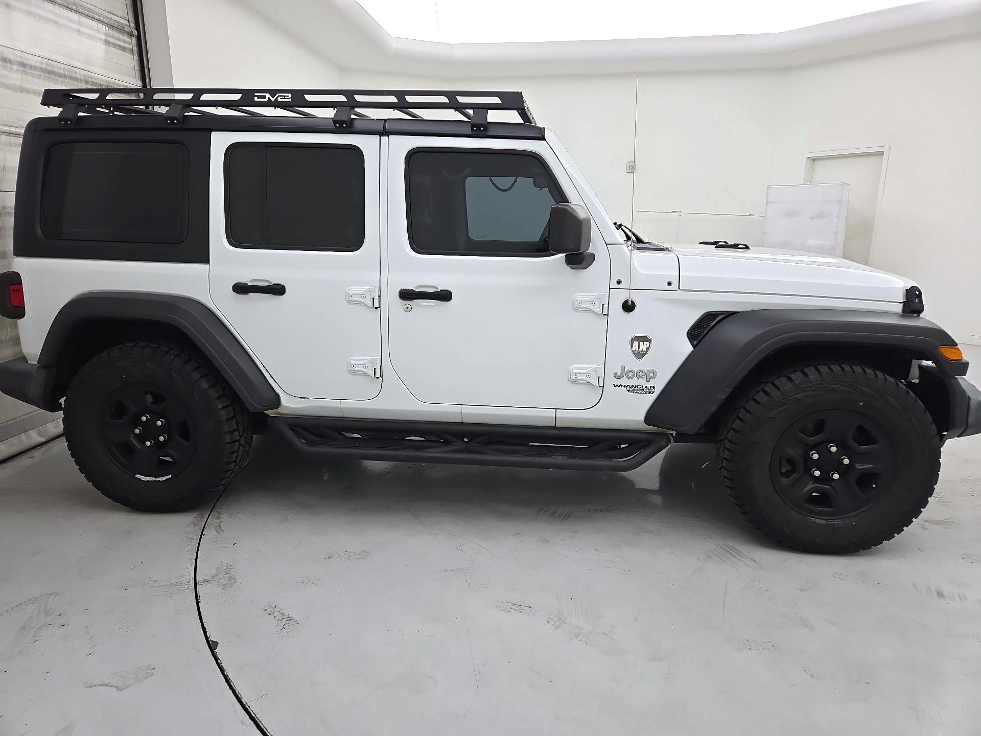 Thumbnail: 2020 Jeep Wrangler - 4