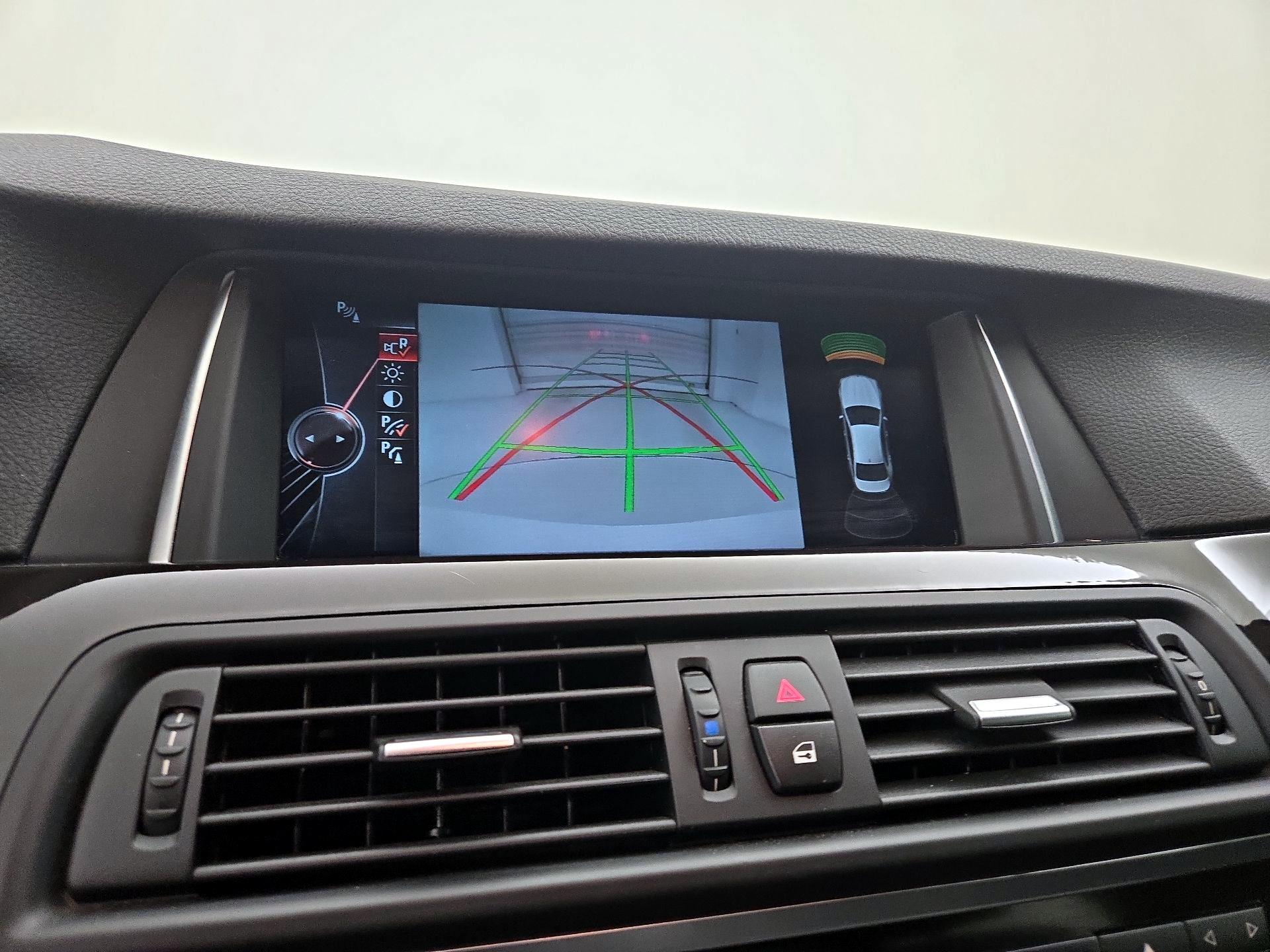 Thumbnail: 2016 BMW 5 Series - 15