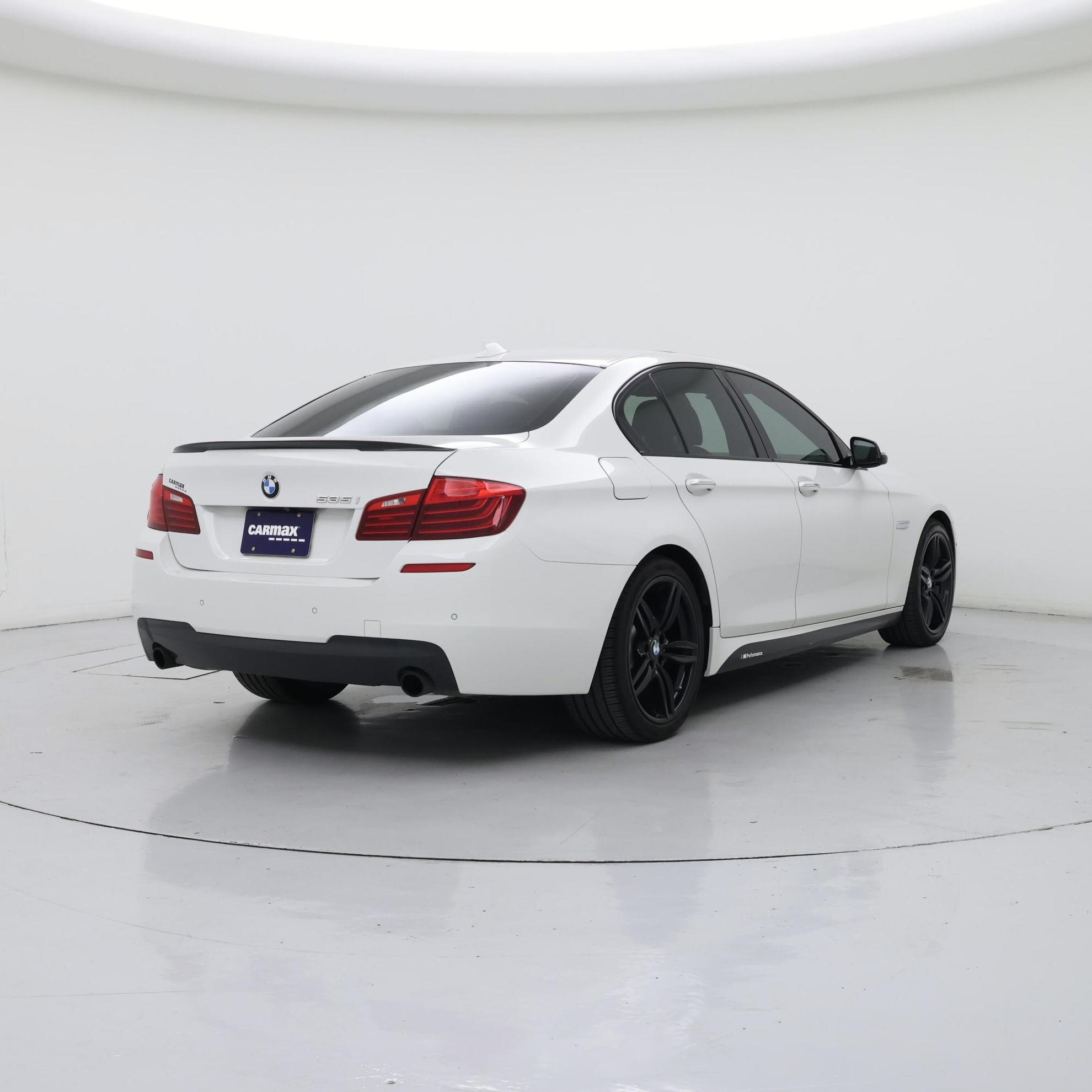 Thumbnail: 2016 BMW 5 Series - 8