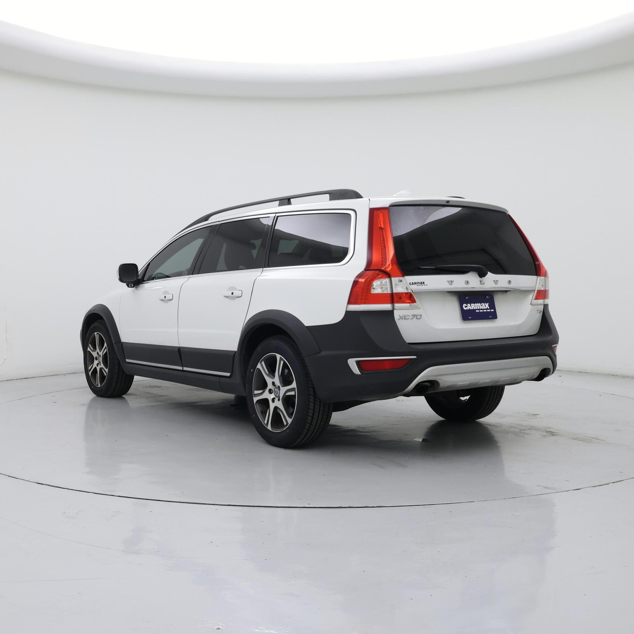 Thumbnail: 2015 Volvo XC70 - 2