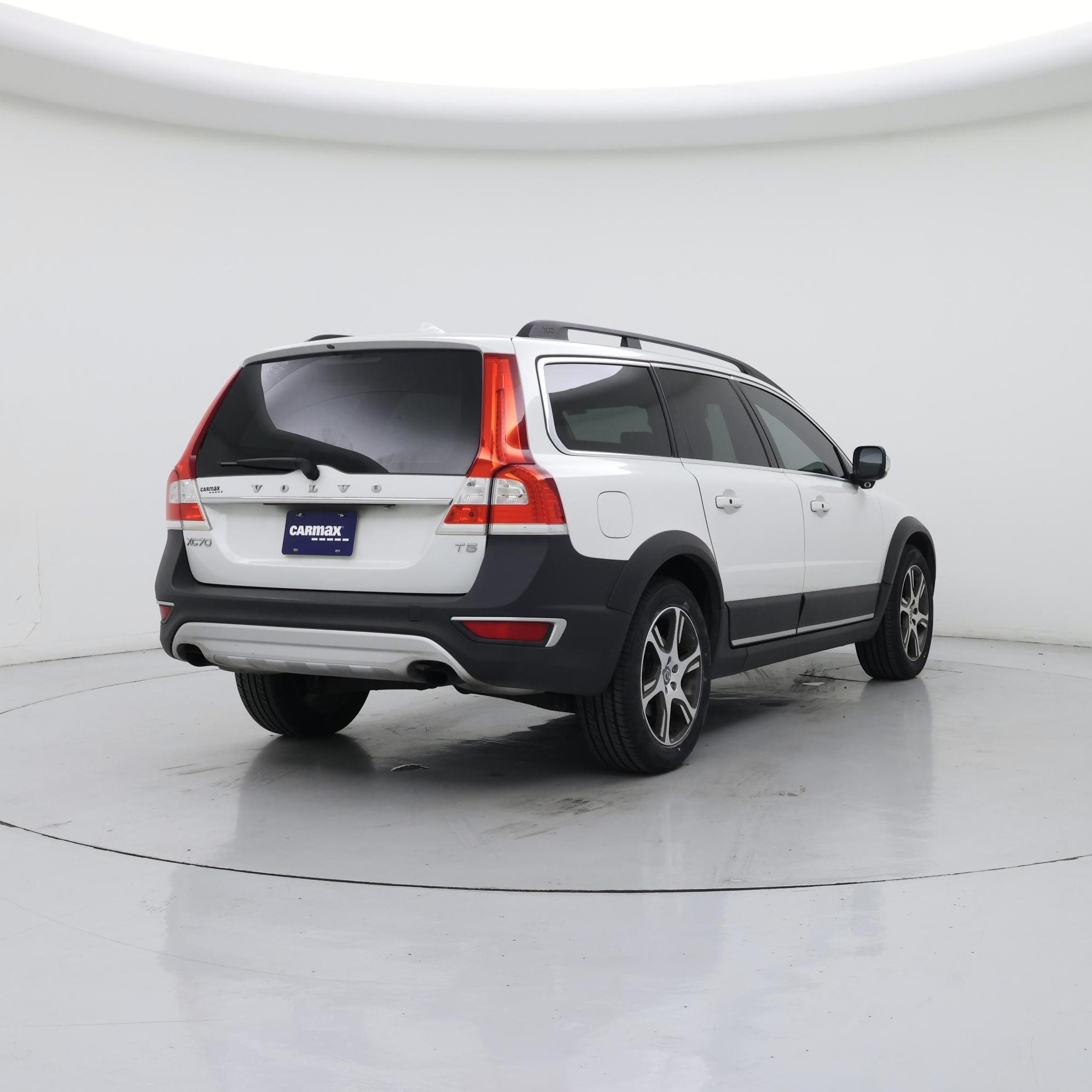 Thumbnail: 2015 Volvo XC70 - 8