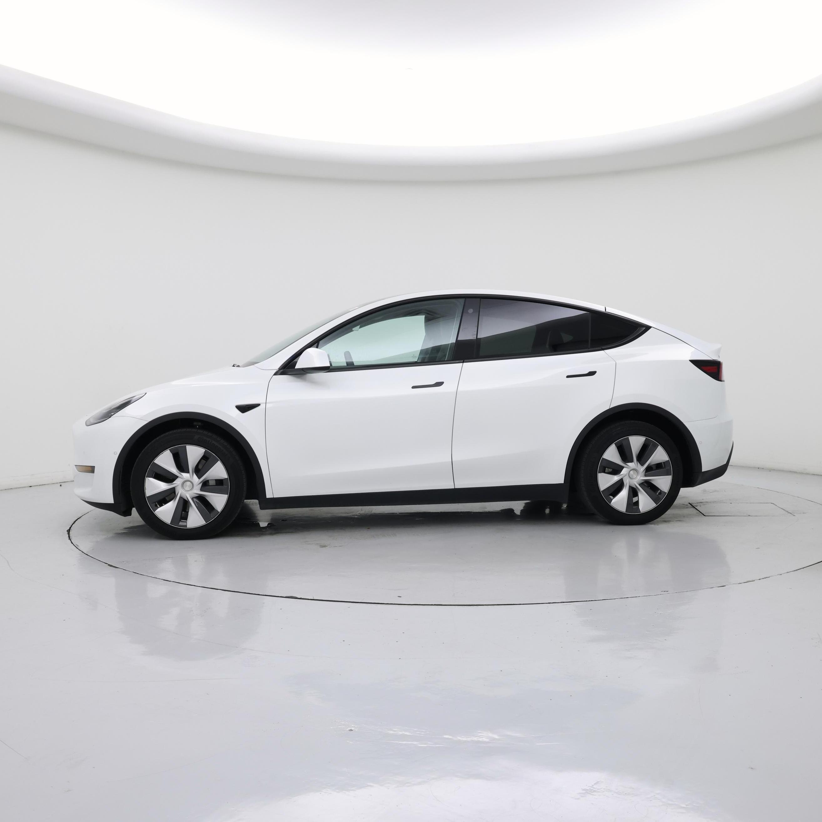 Thumbnail: 2022 Tesla Model Y - 3
