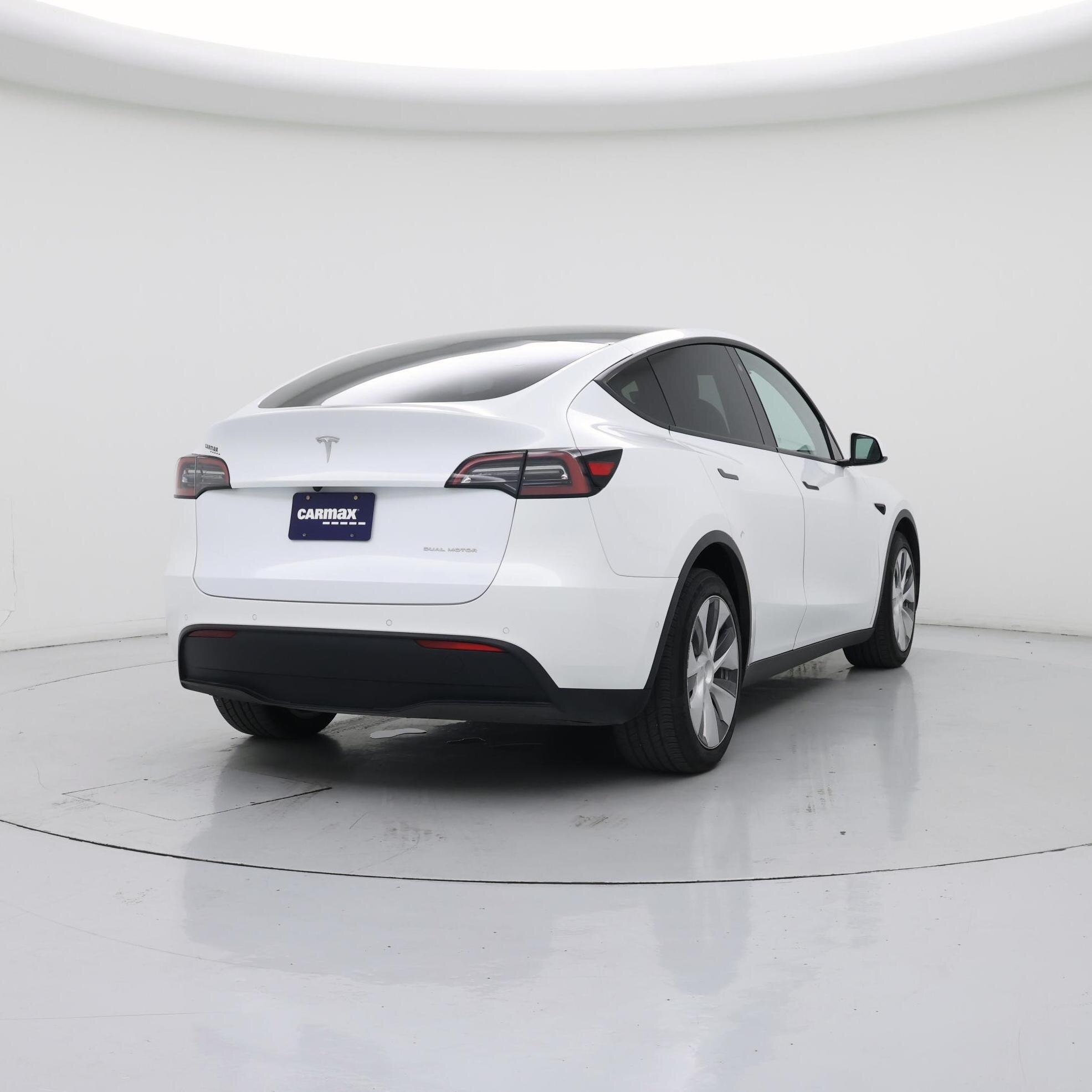 Thumbnail: 2022 Tesla Model Y - 8