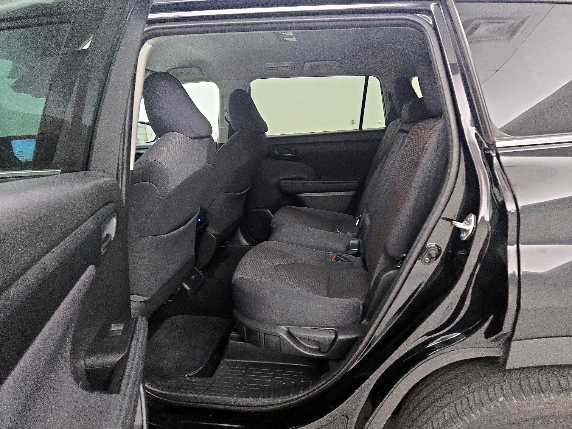 Thumbnail: 2021 Toyota Highlander - 19