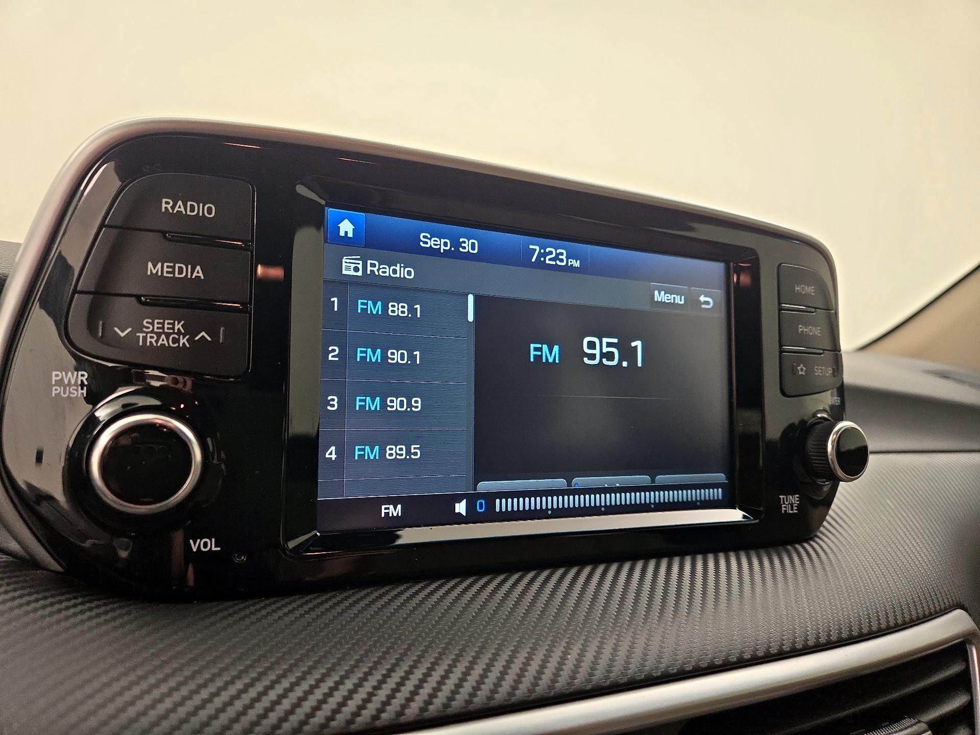 Thumbnail: 2019 Hyundai Tucson - 15