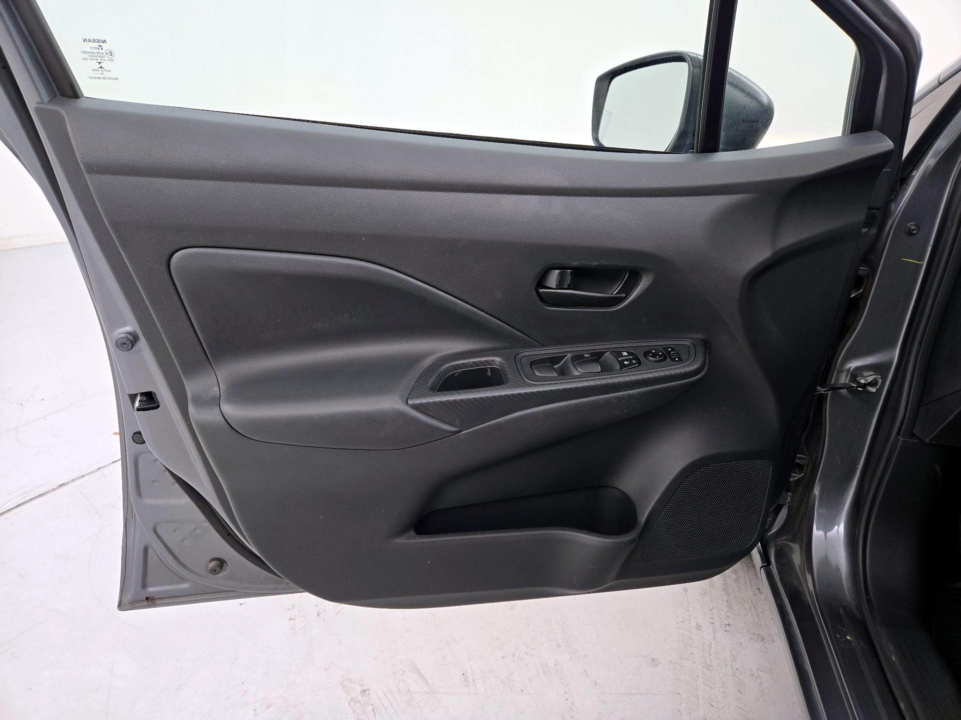 Thumbnail: 2020 Nissan Versa - 12