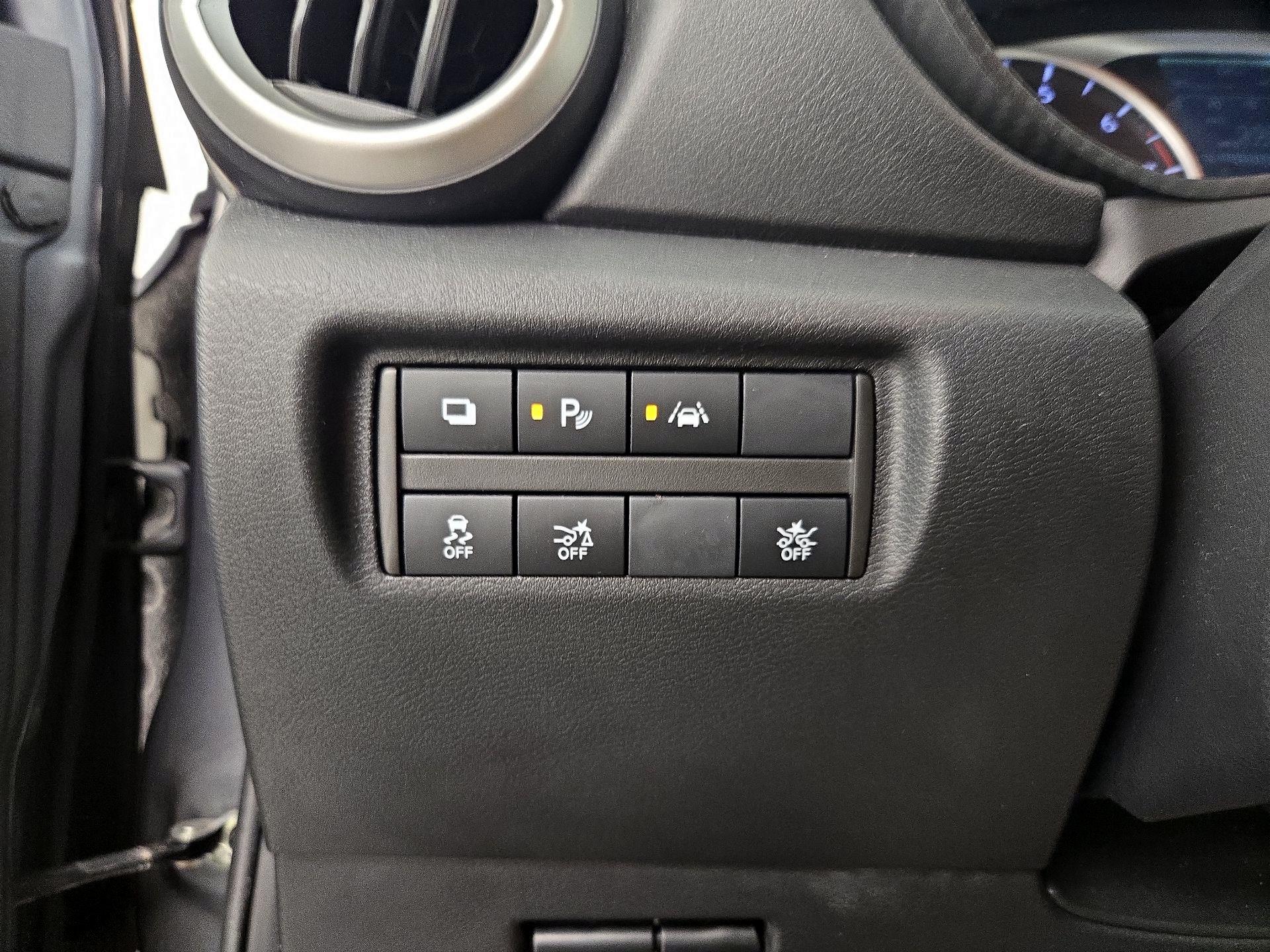 Thumbnail: 2020 Nissan Versa - 13
