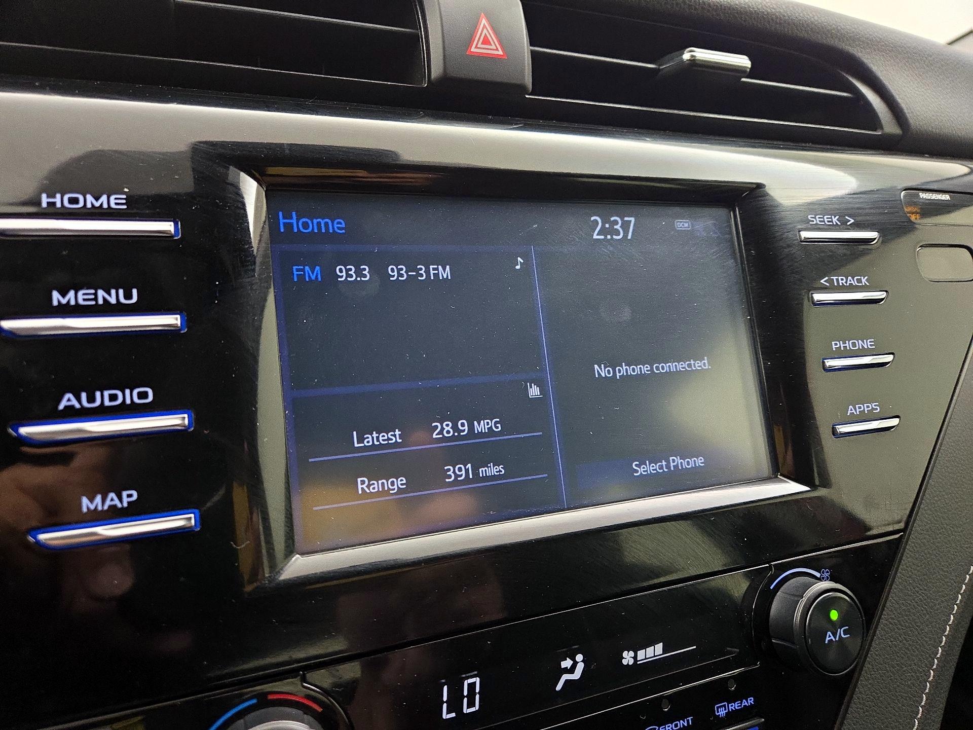 Thumbnail: 2019 Toyota Camry - 15