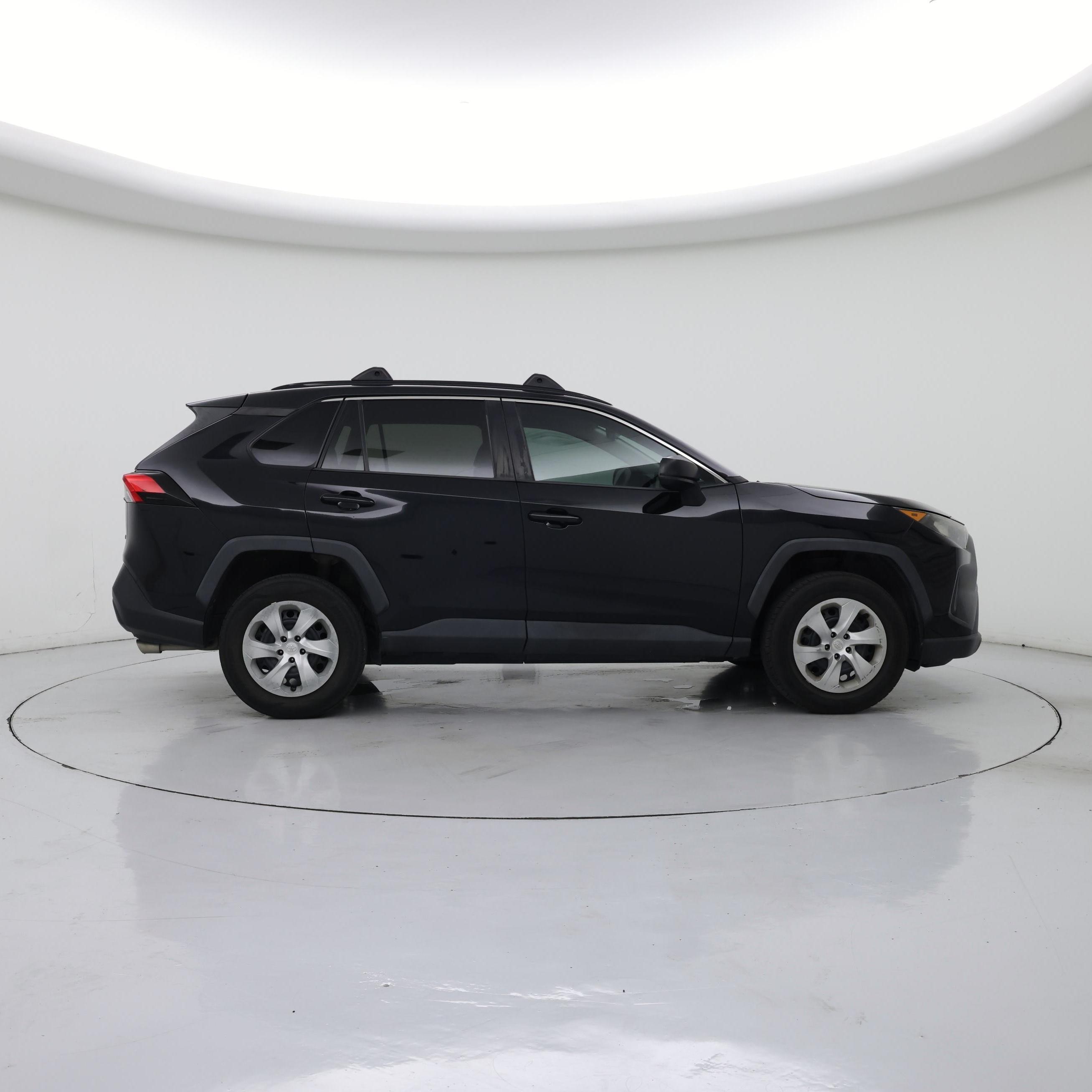 Thumbnail: 2019 Toyota RAV4 - 7