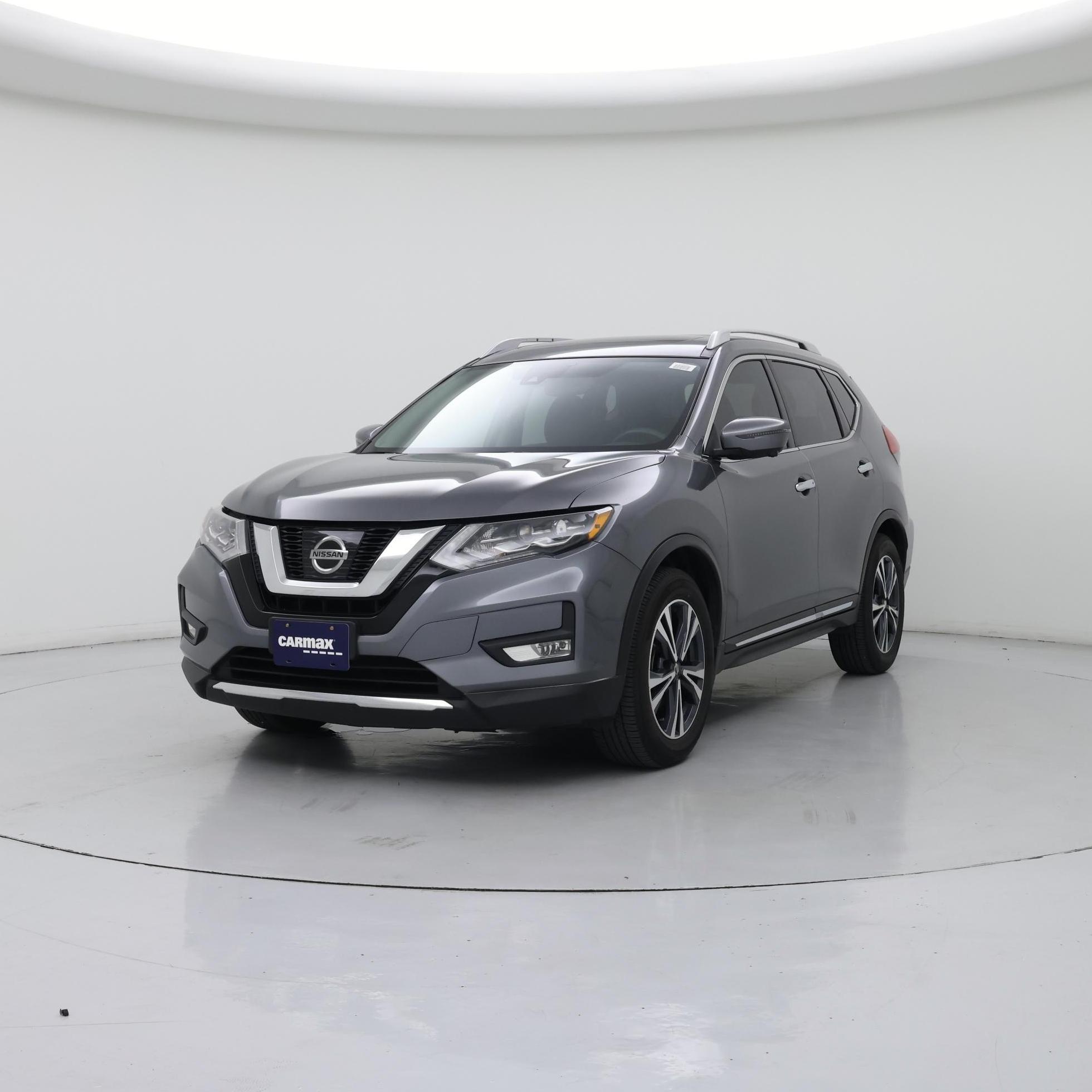Thumbnail: 2017 Nissan Rogue - 4