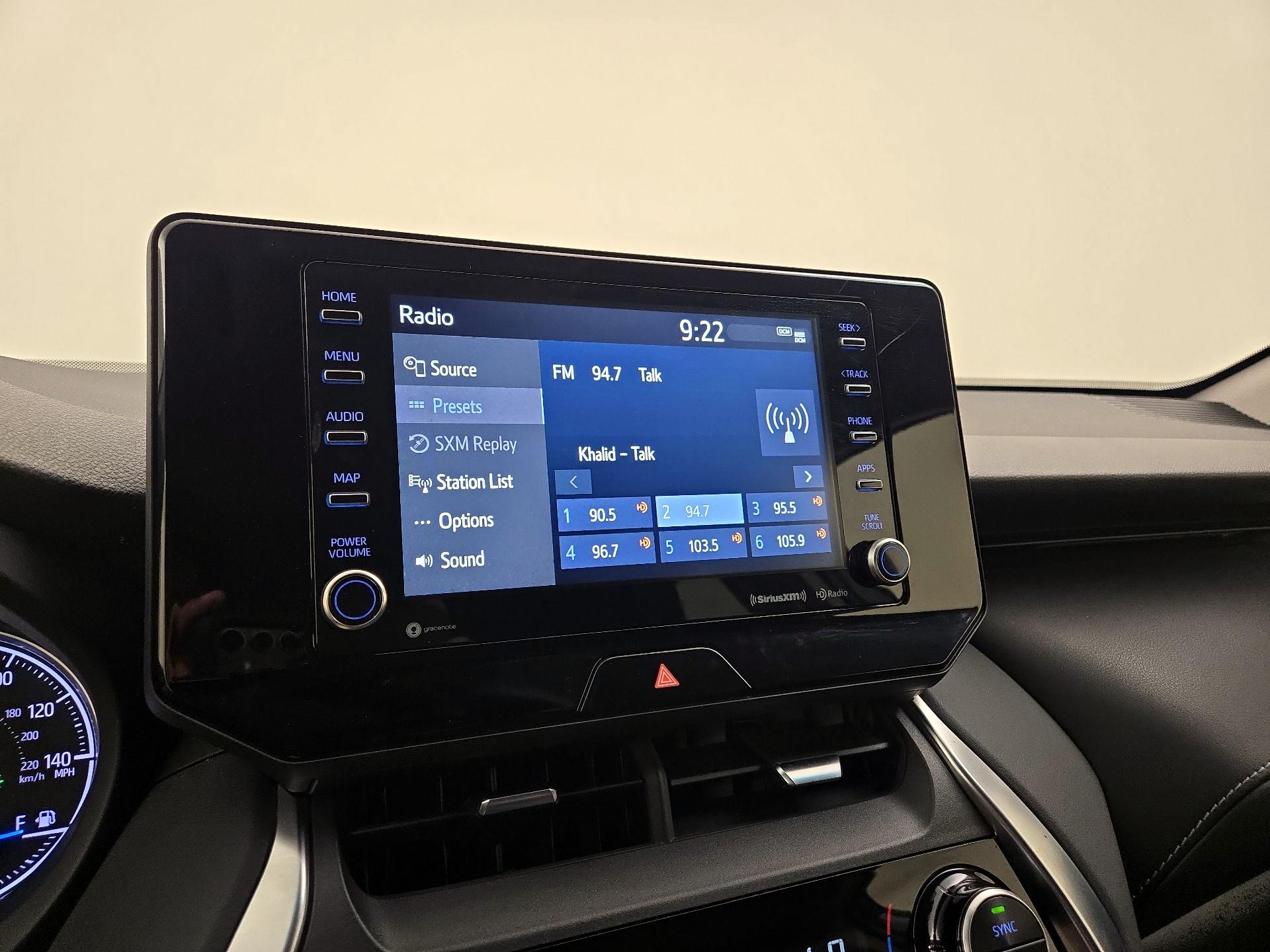 Thumbnail: 2022 Toyota Venza - 15