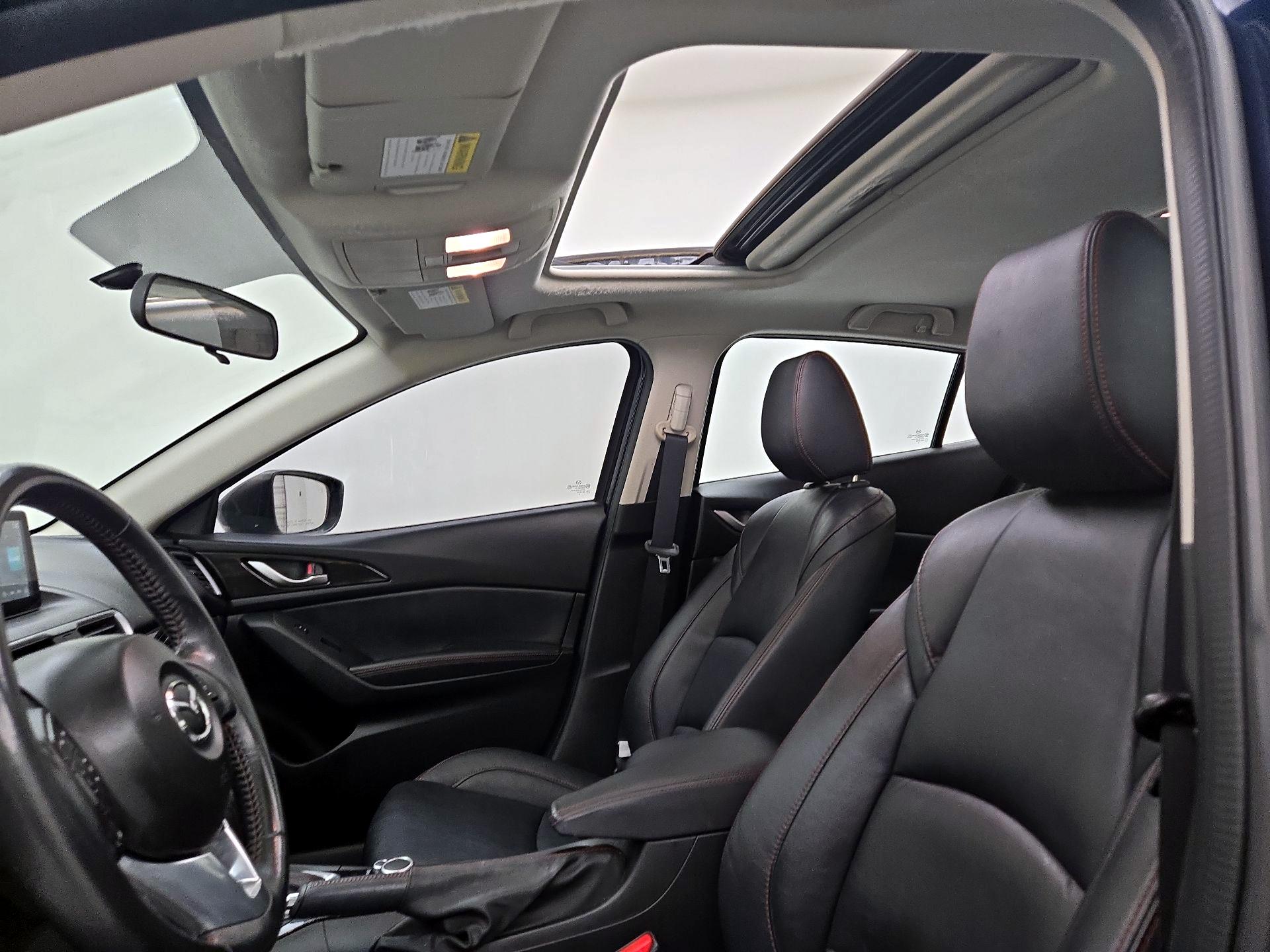 Thumbnail: 2015 Mazda Mazda3 - 17