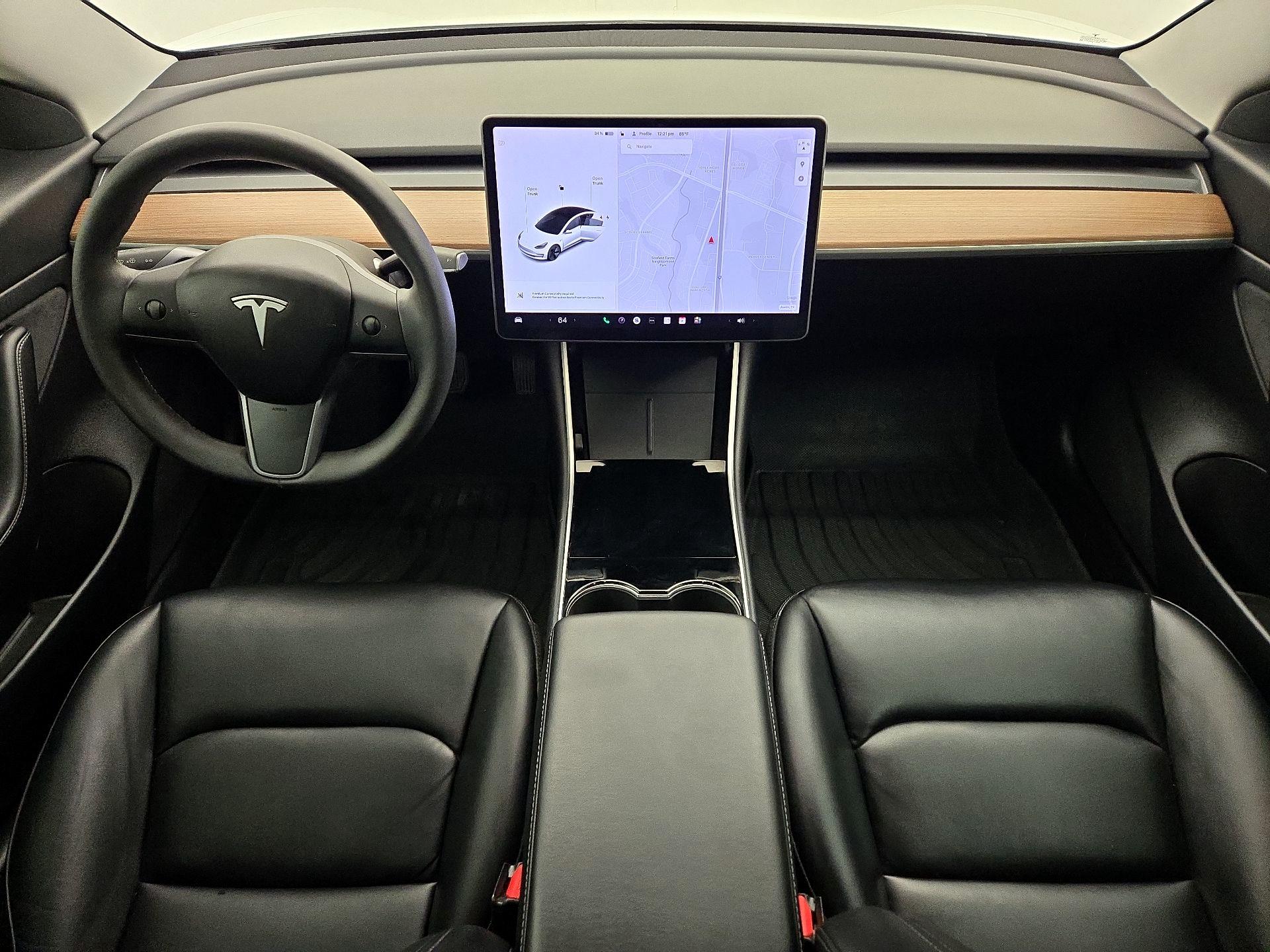 Thumbnail: 2020 Tesla Model 3 - 9