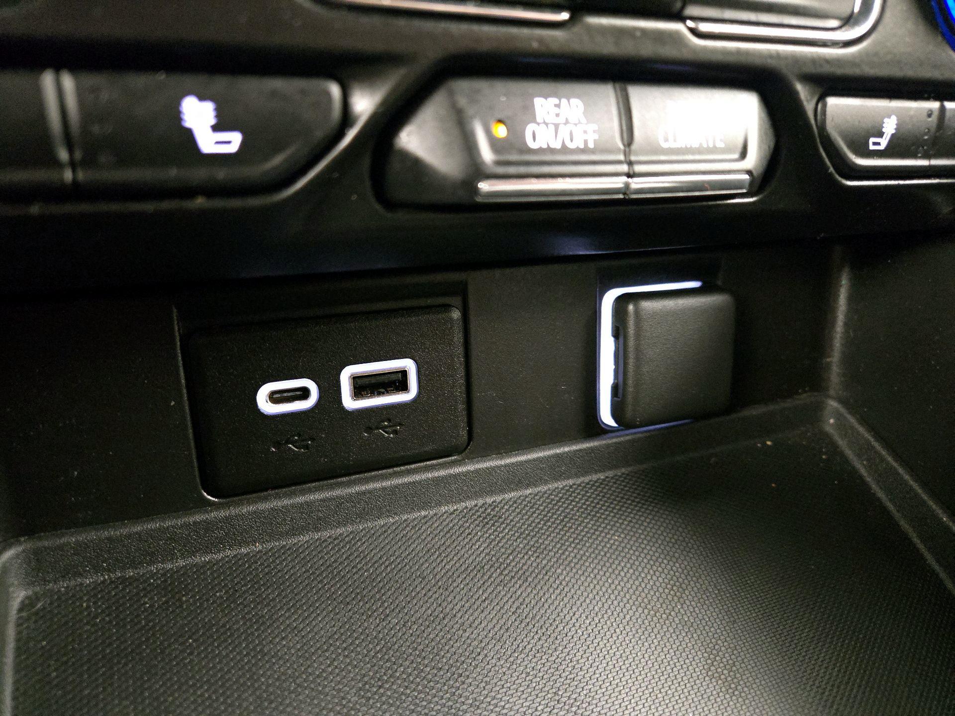 Thumbnail: 2021 Chevrolet Suburban - 18