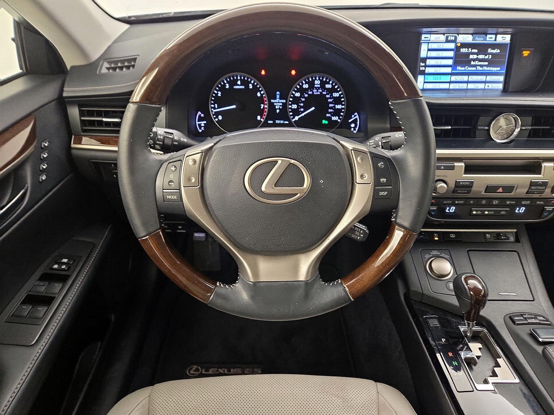 Thumbnail: 2014 Lexus ES - 10