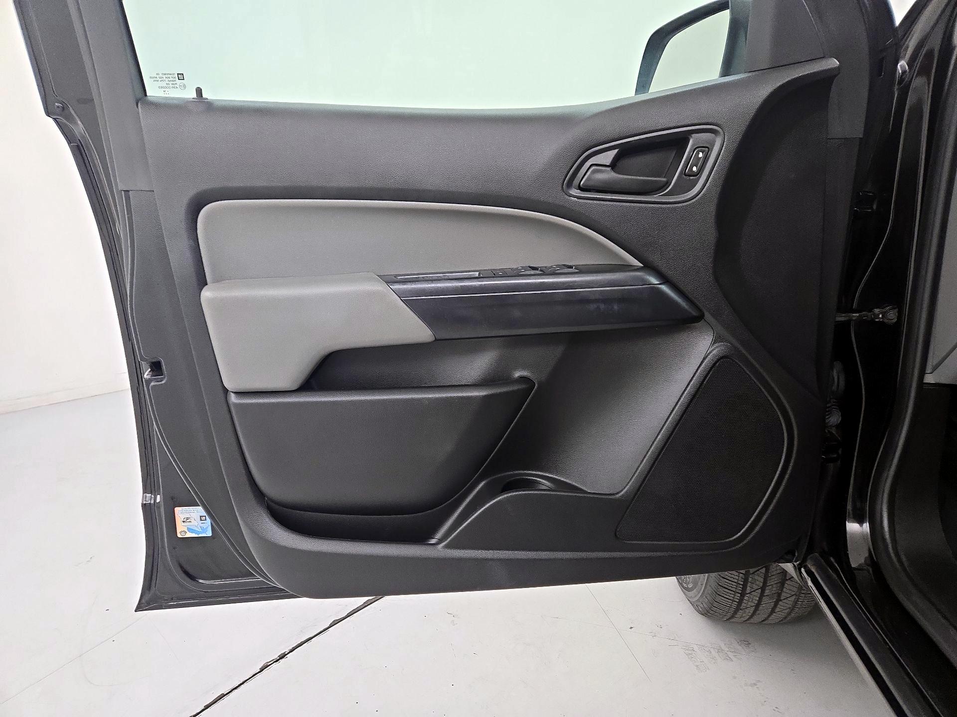 Thumbnail: 2018 GMC Canyon - 12
