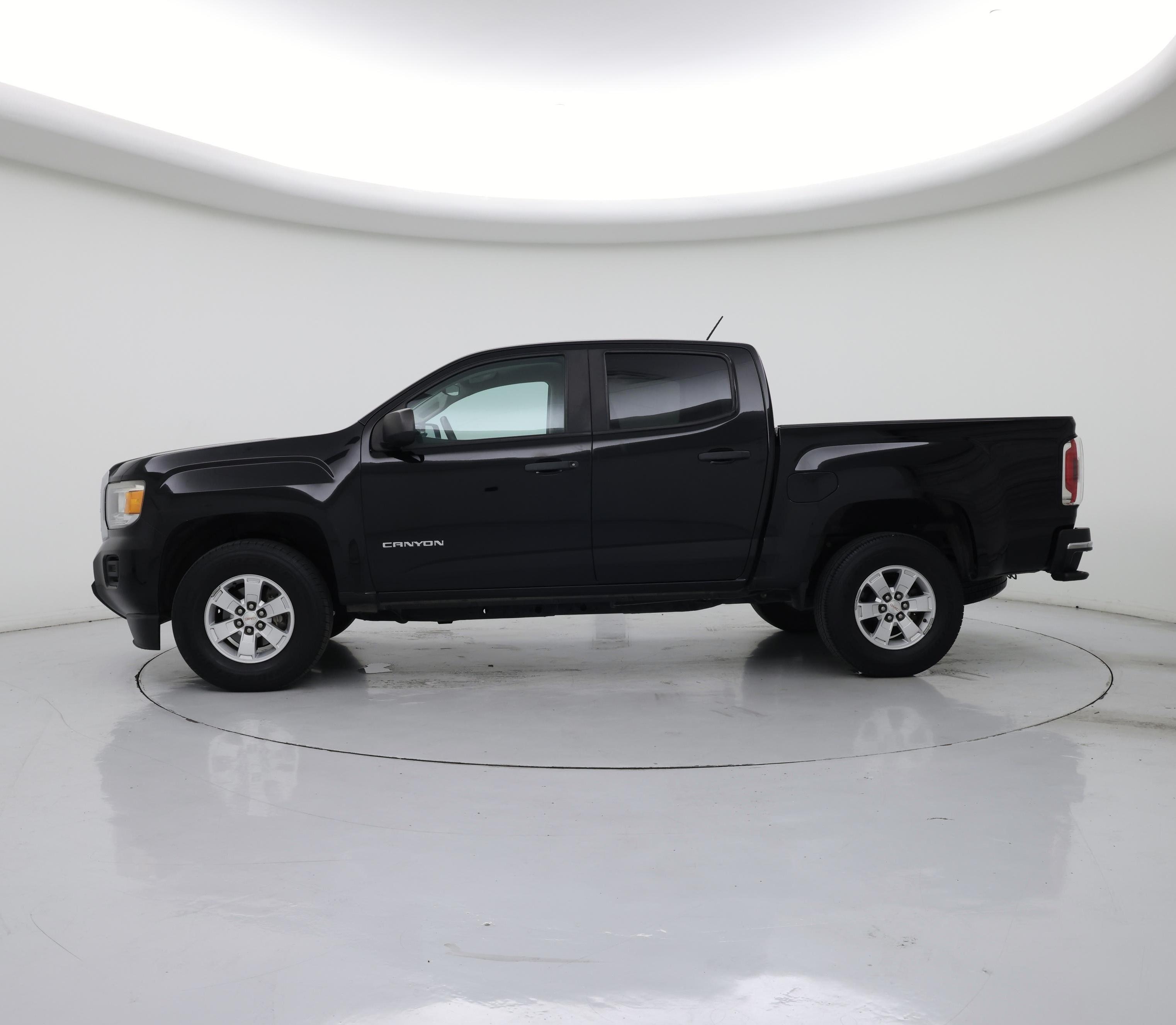 Thumbnail: 2018 GMC Canyon - 3