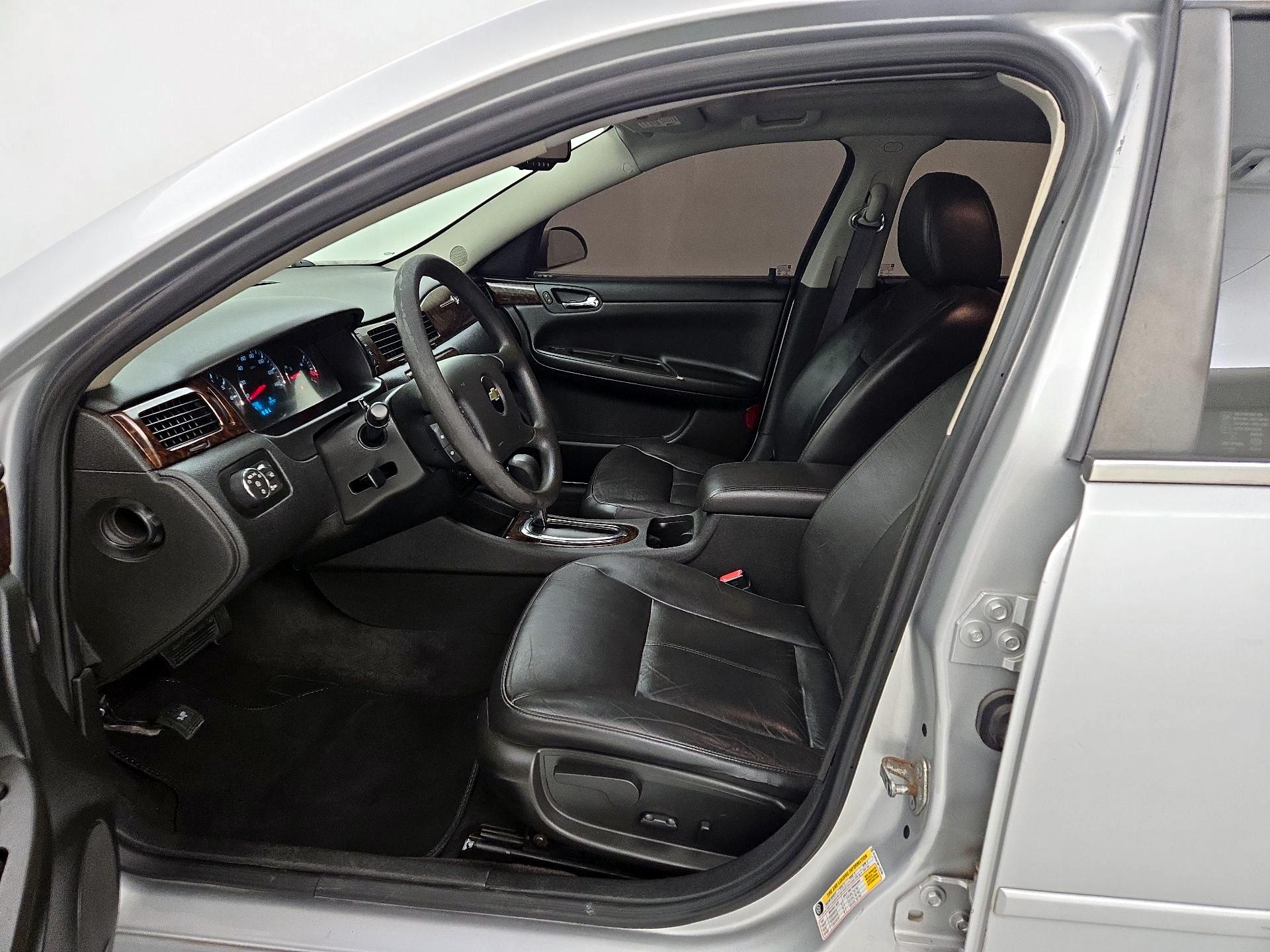 Thumbnail: 2015 Chevrolet Impala - 9