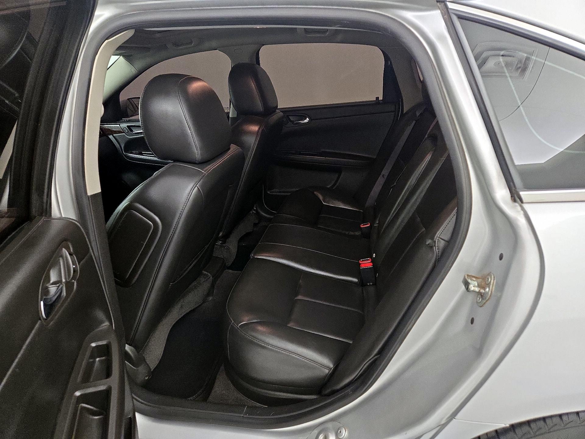 Thumbnail: 2015 Chevrolet Impala - 16