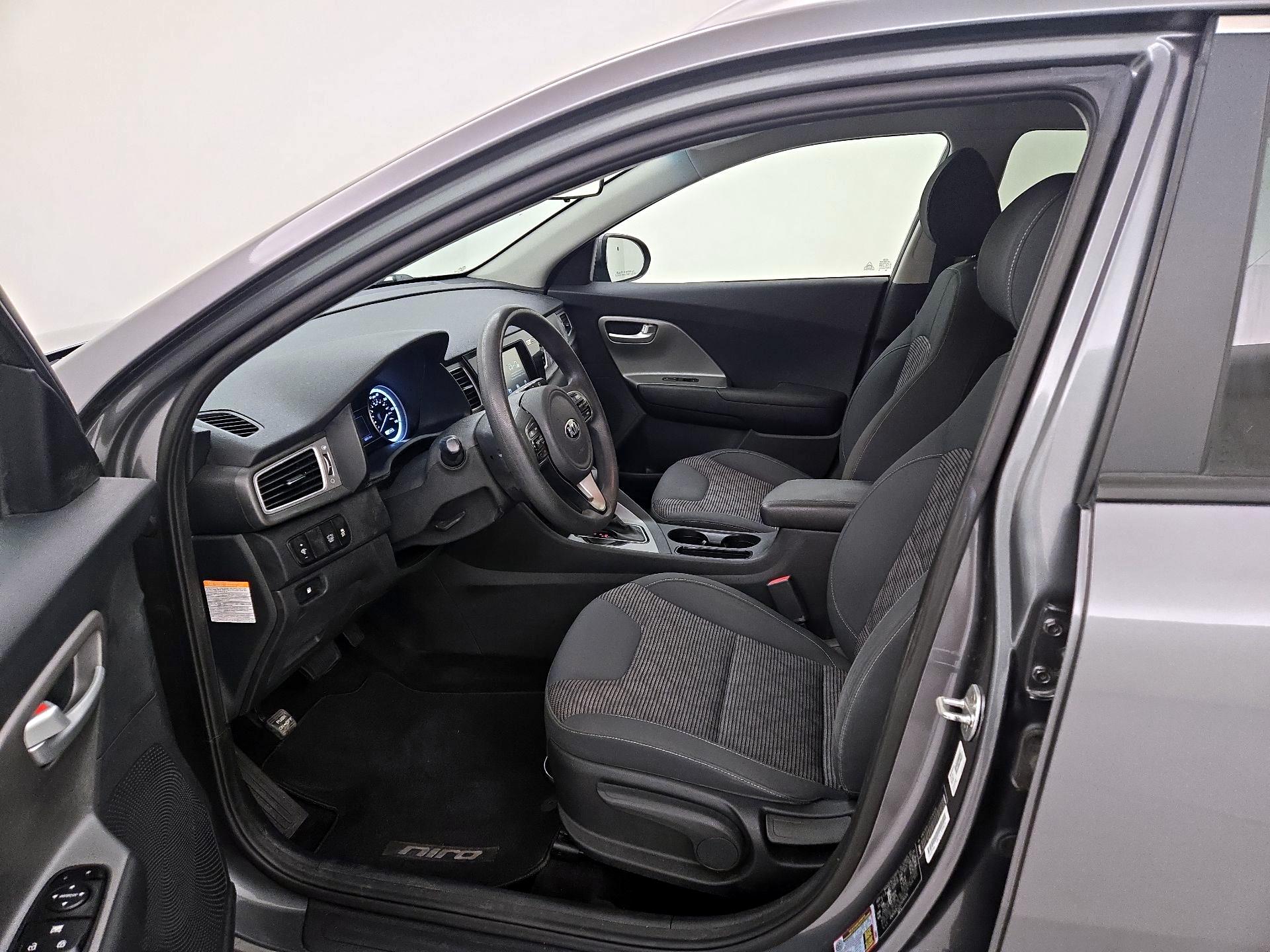 Thumbnail: 2018 Kia Niro - 9