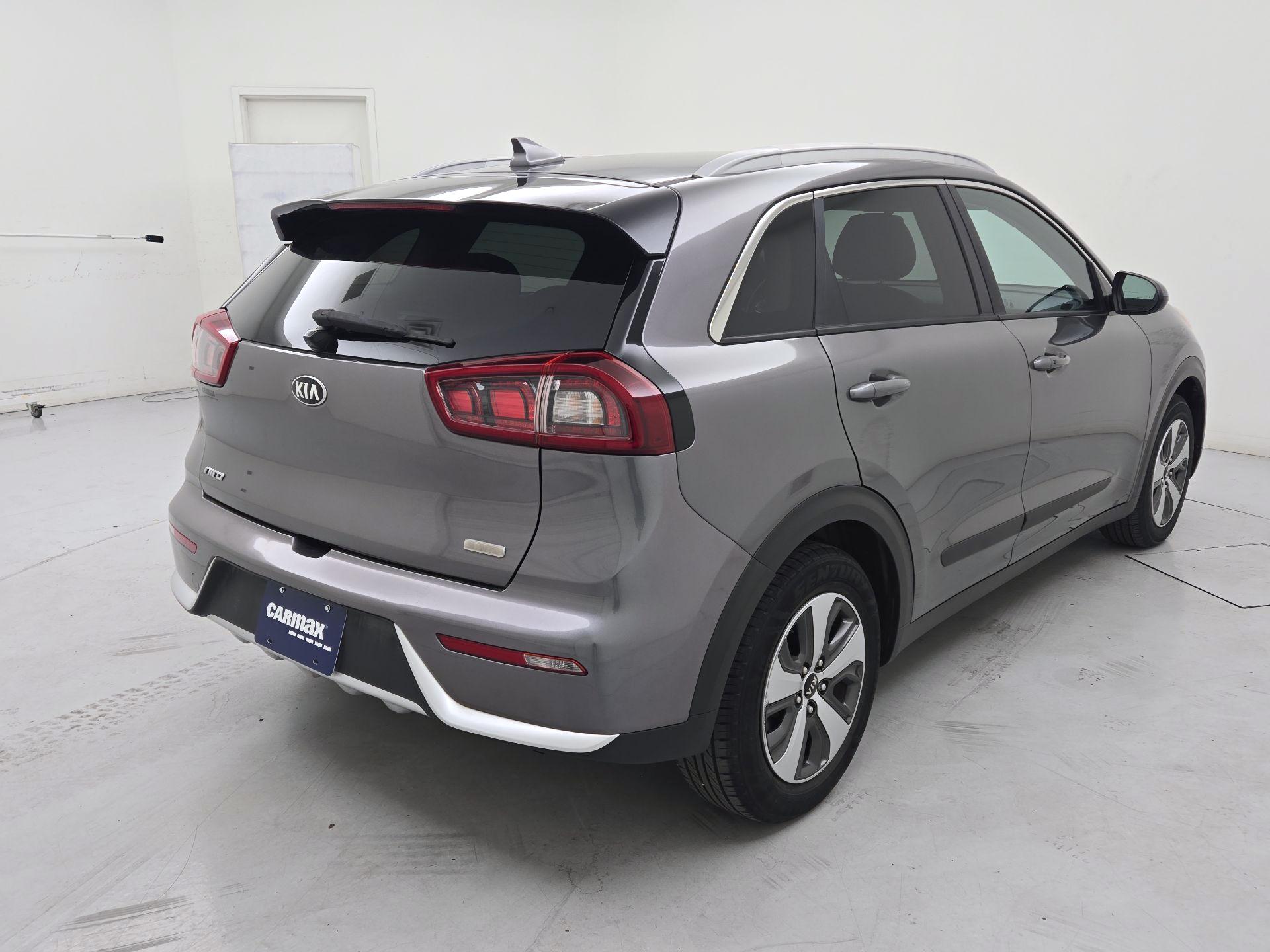 Thumbnail: 2018 Kia Niro - 5