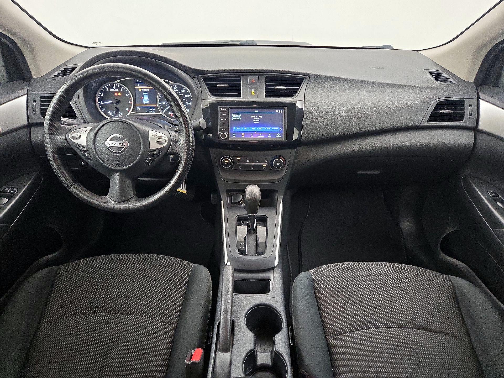 Thumbnail: 2019 Nissan Sentra - 9