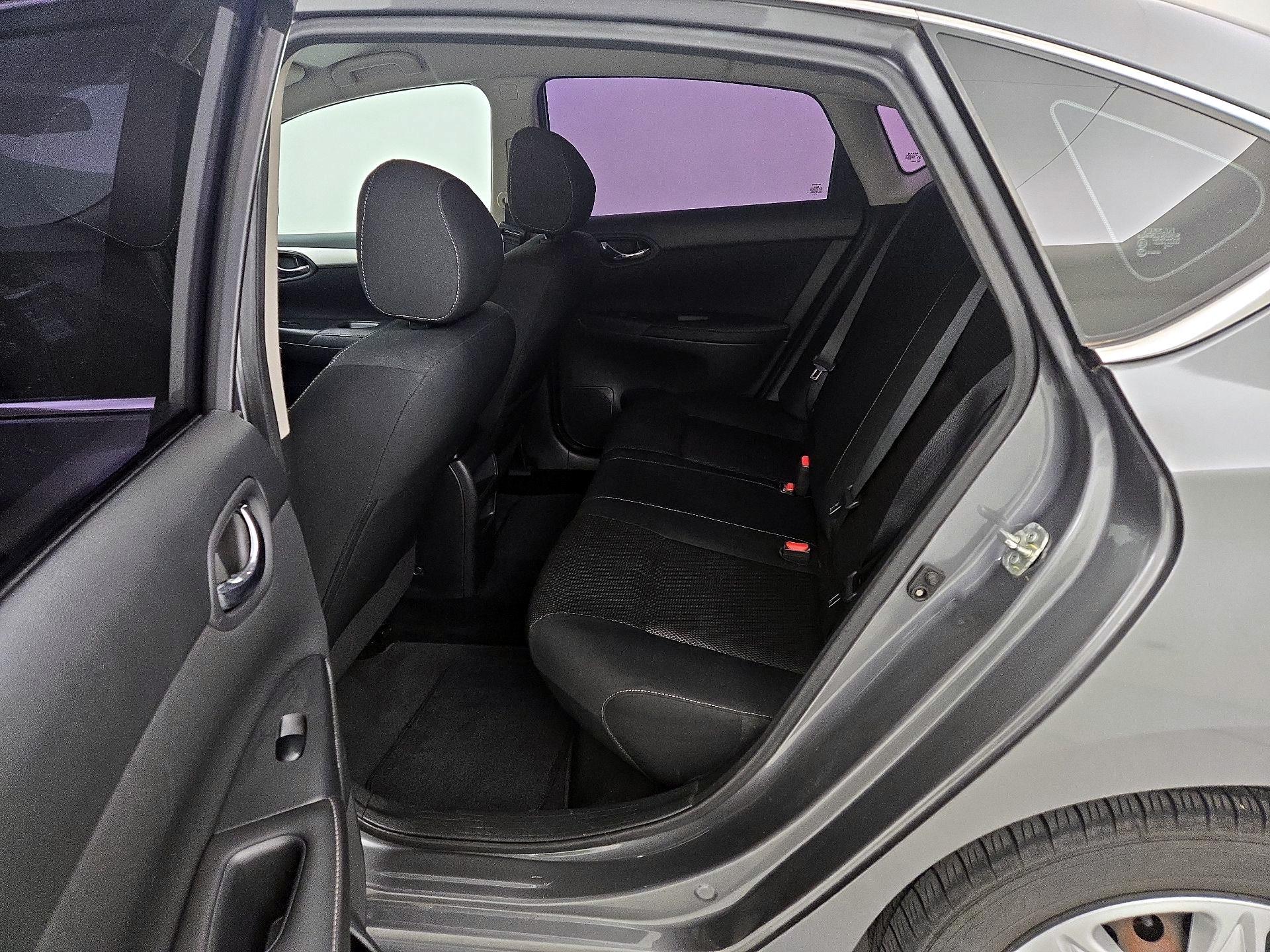 Thumbnail: 2019 Nissan Sentra - 19