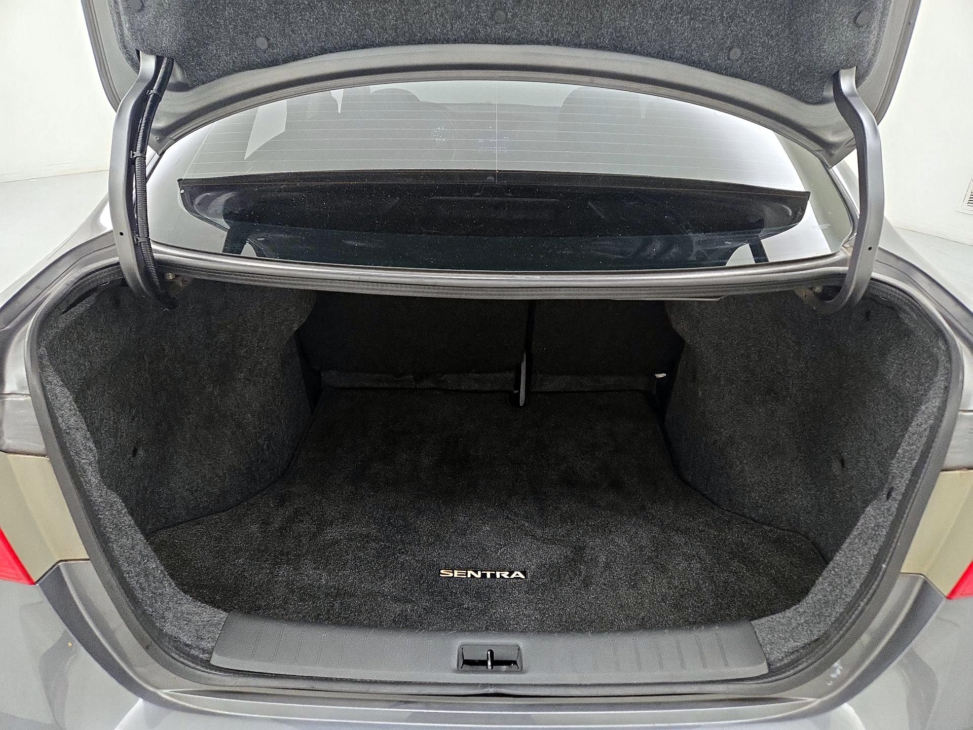 Thumbnail: 2019 Nissan Sentra - 20